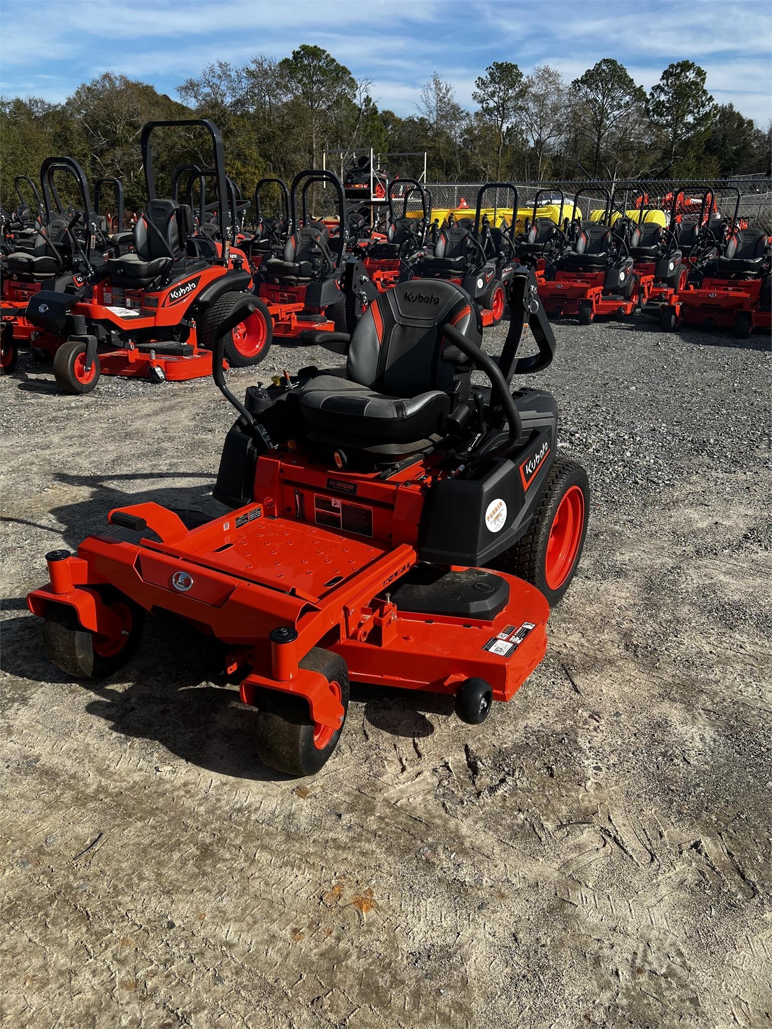 2026 Kubota Z252 Lawn Mower - $Call | Machinery Pete