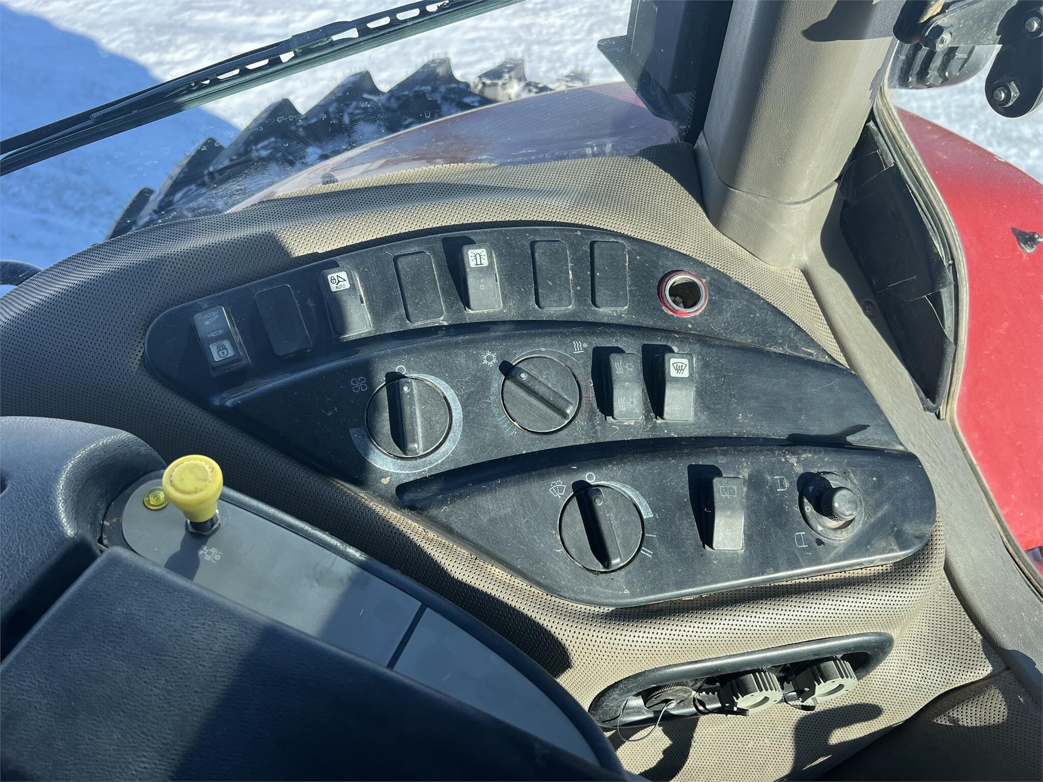 2015 Case IH Magnum 280 CVT Tractor