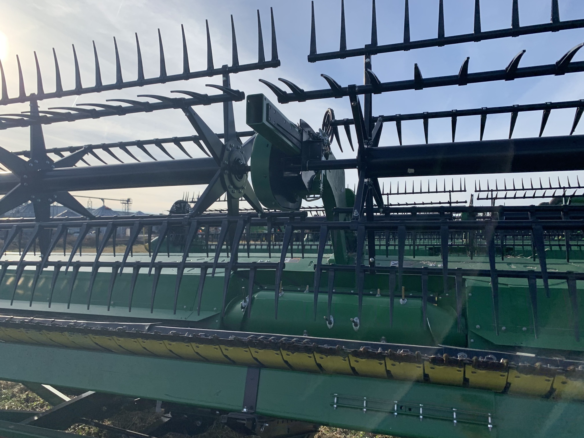 2023 John Deere RD40F Platform