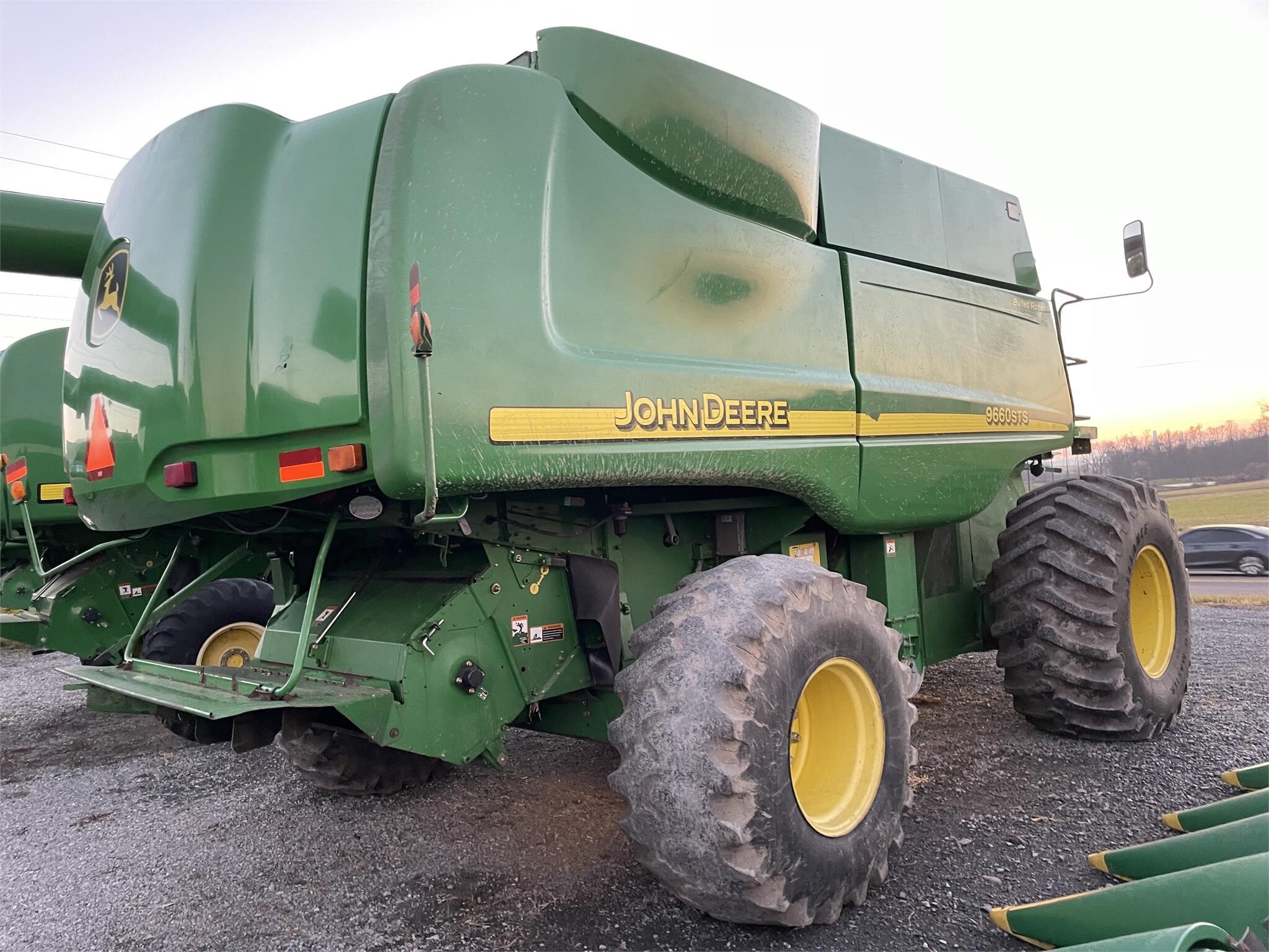 2007 John Deere 9660 STS Combine