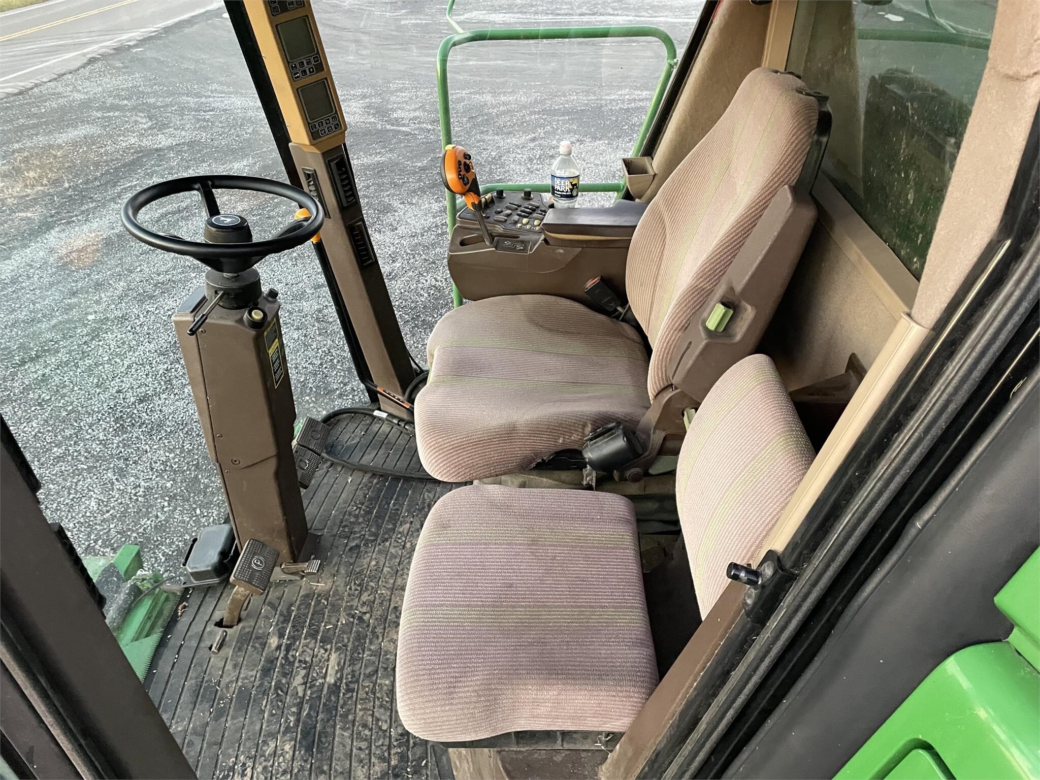 2007 John Deere 9660 STS Combine