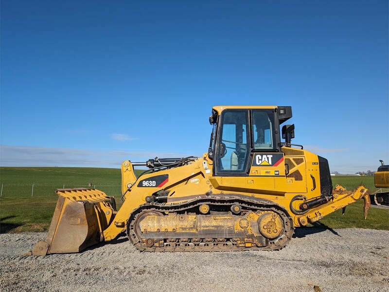 Used Caterpillar Crawlers for Sale - 62 Listings | Machinery Pete