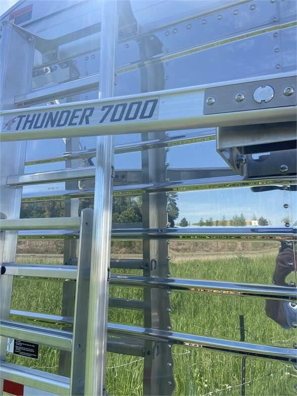 2025 Timpte Super Hopper Grain Trailer