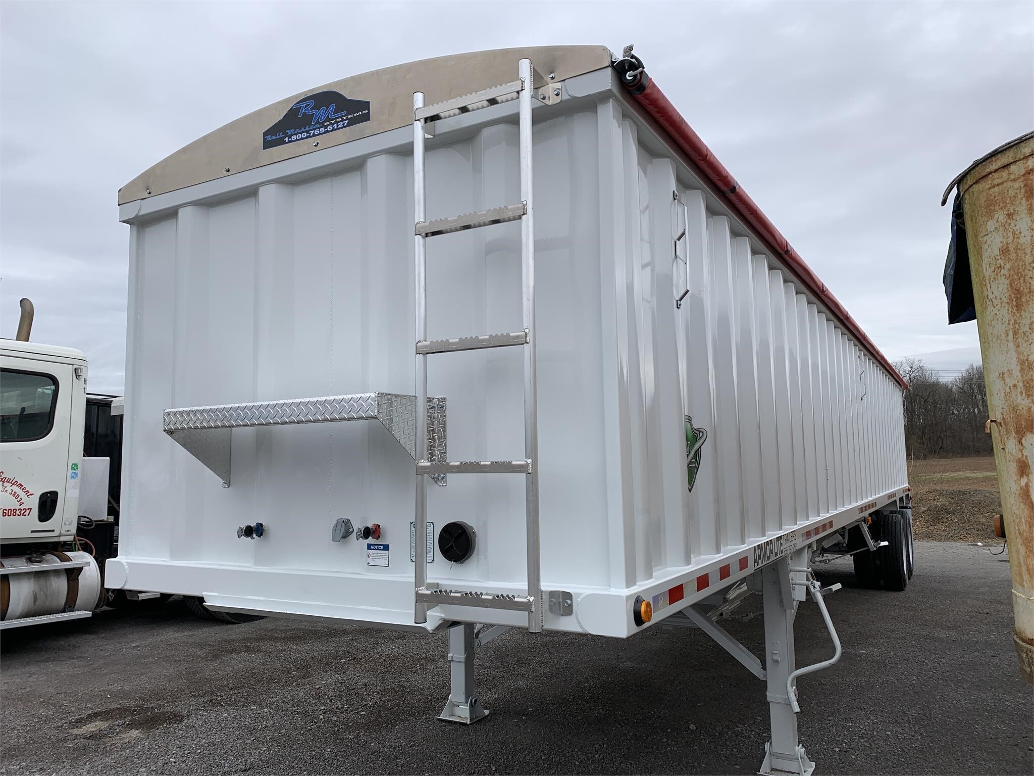 2024 Armor Lite 40FT Grain Trailer