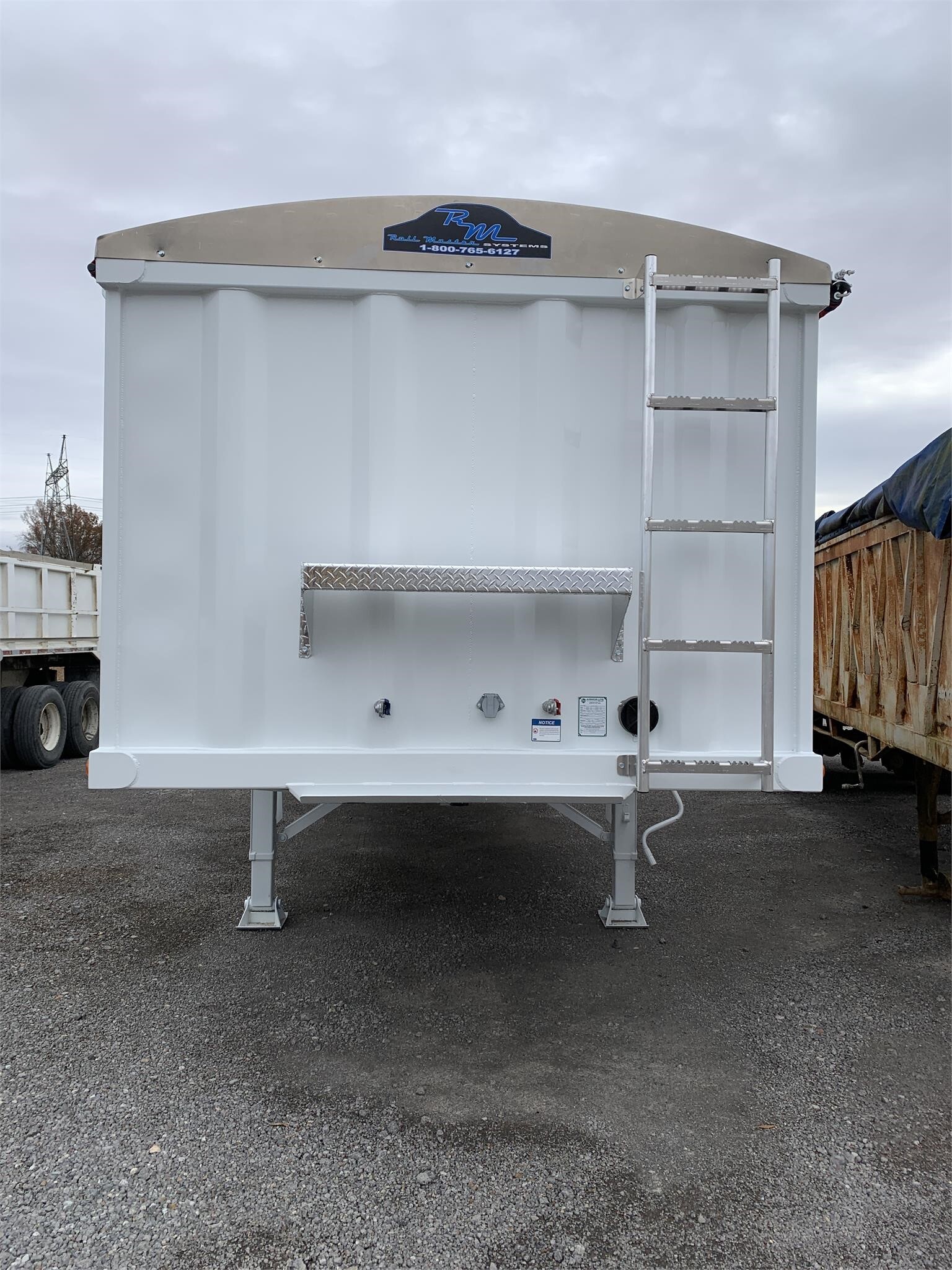 2024 Armor Lite 40FT Grain Trailer