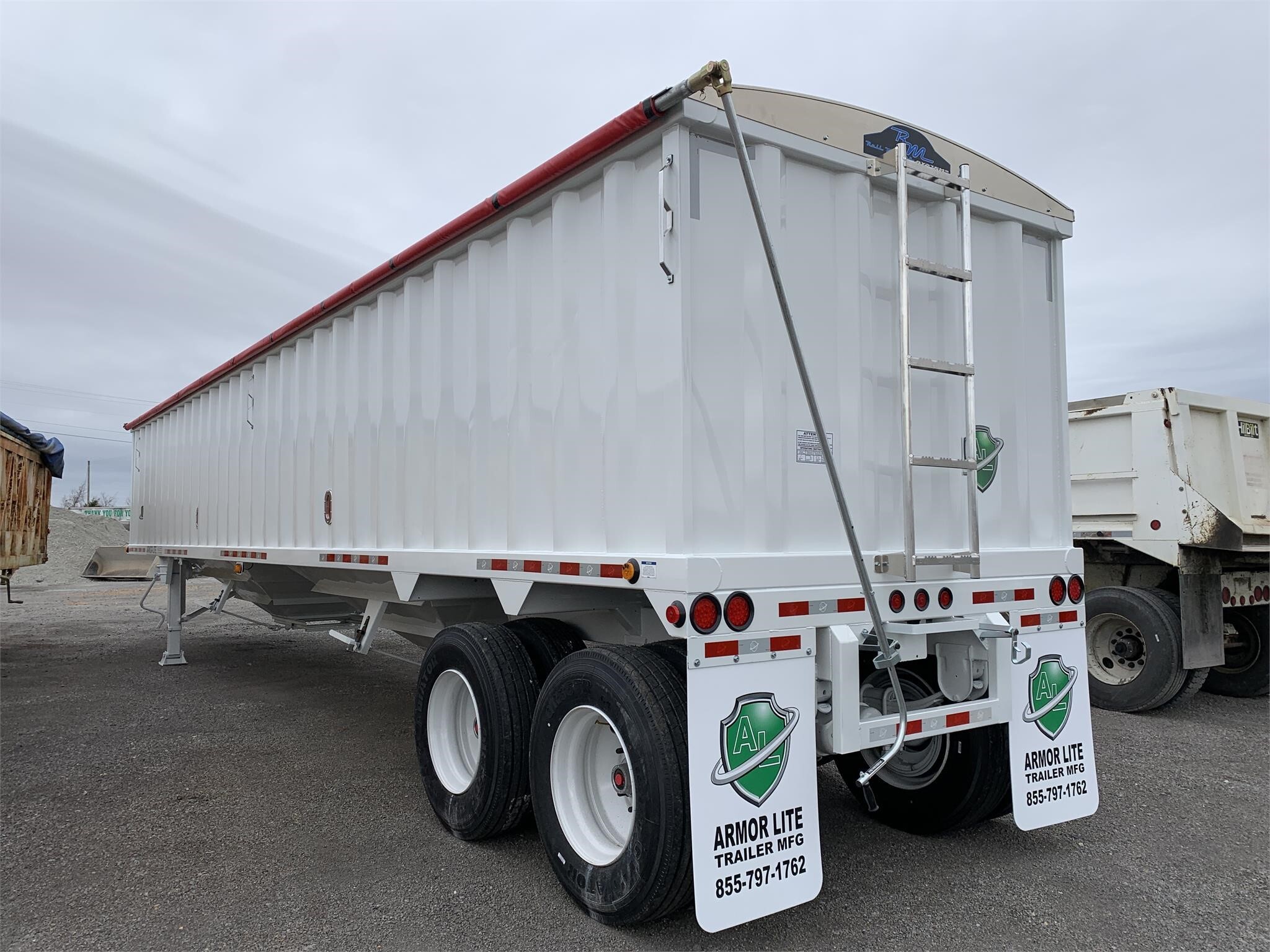 2024 Armor Lite 40FT Grain Trailer