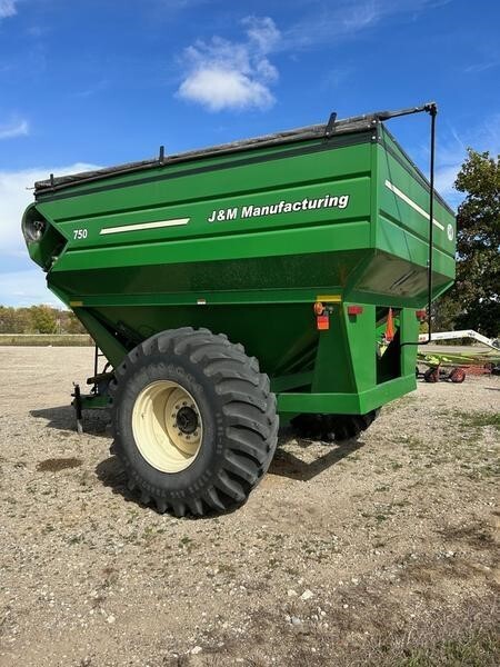 1996 J&M 750 Grain Cart