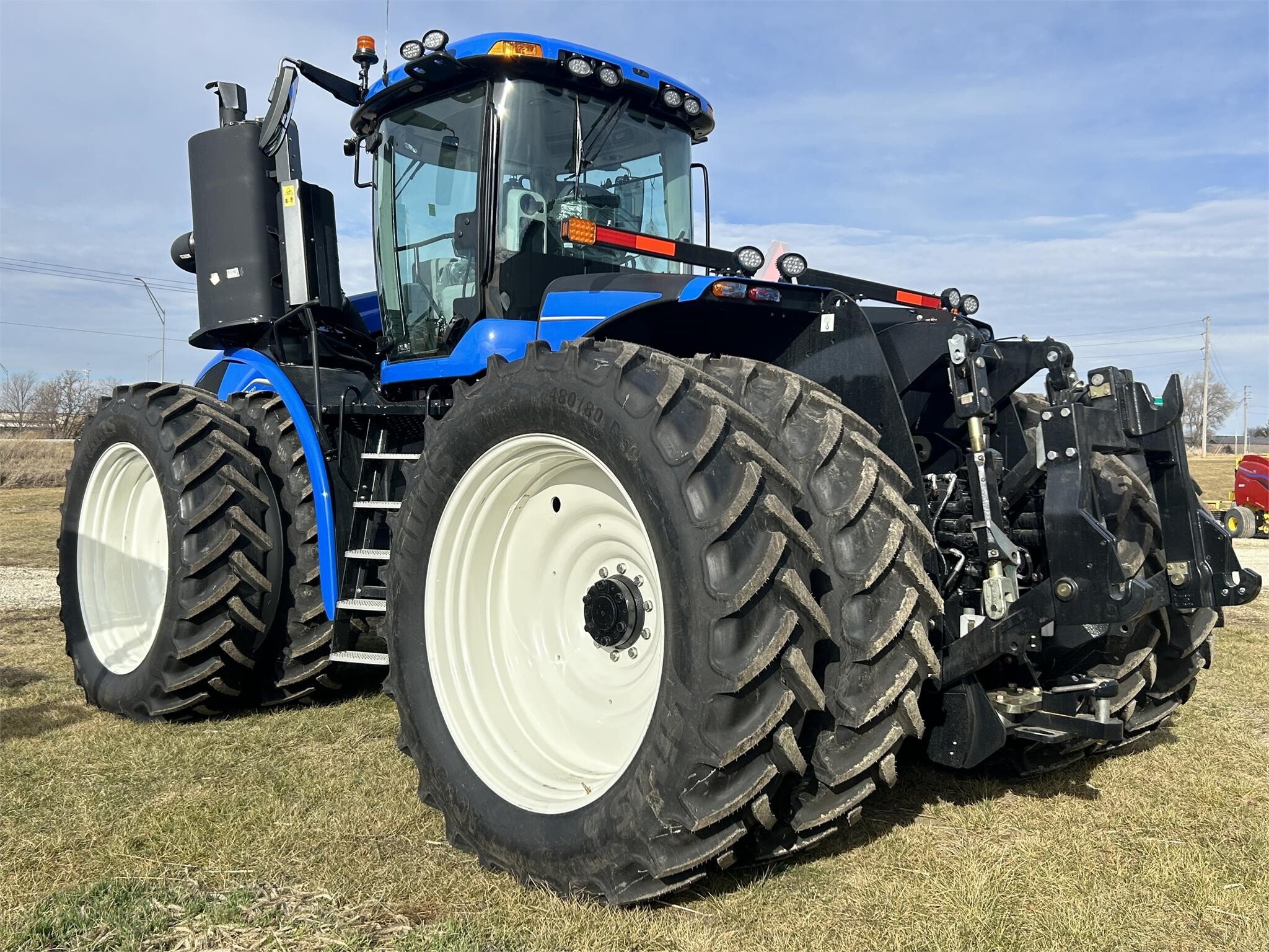 2023 New Holland T9.530 Tractor