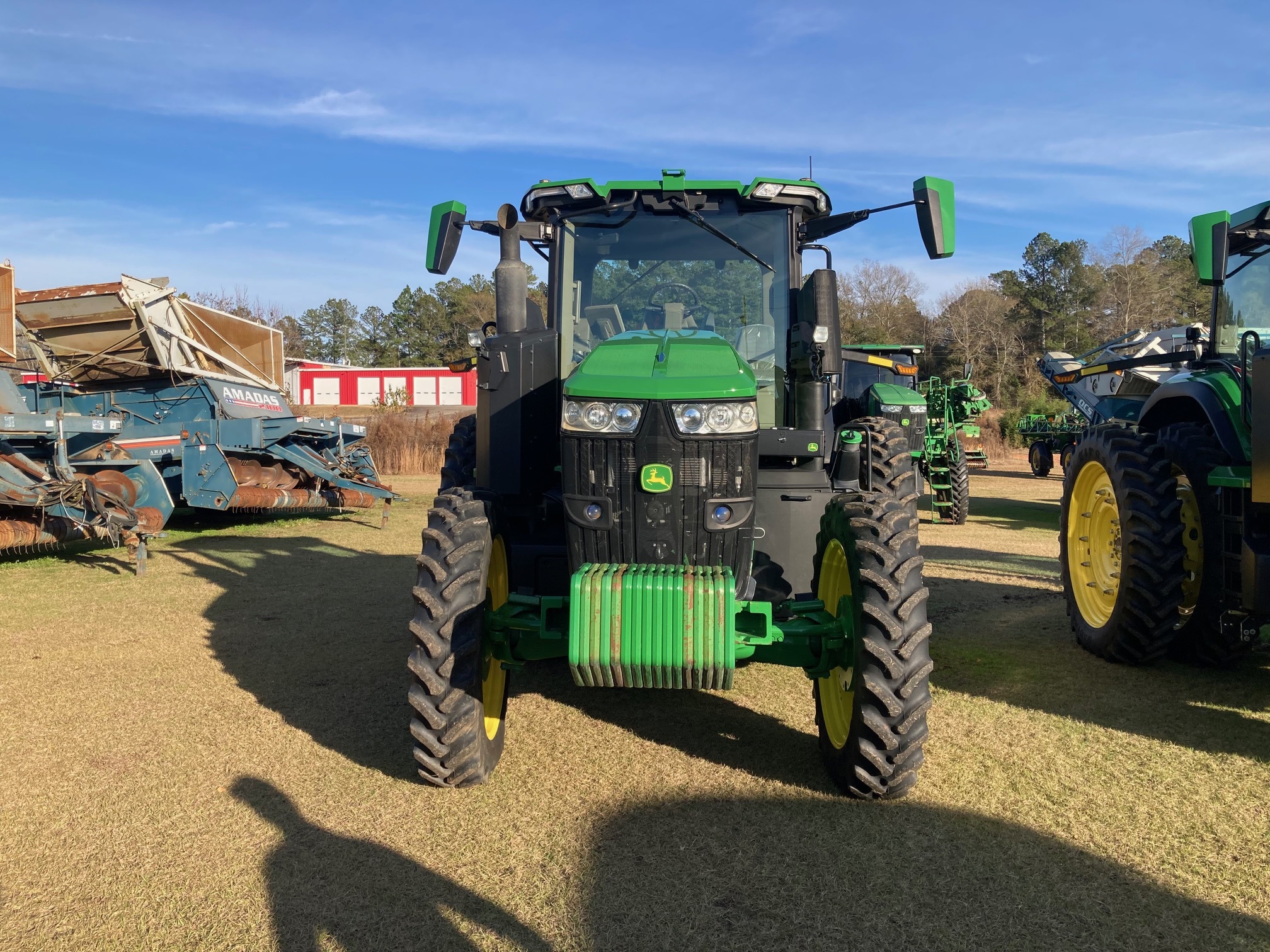 2022 John Deere 7R 210 Tractor