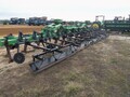  6772 12 Row Lift-N-Till In-Line Ripper