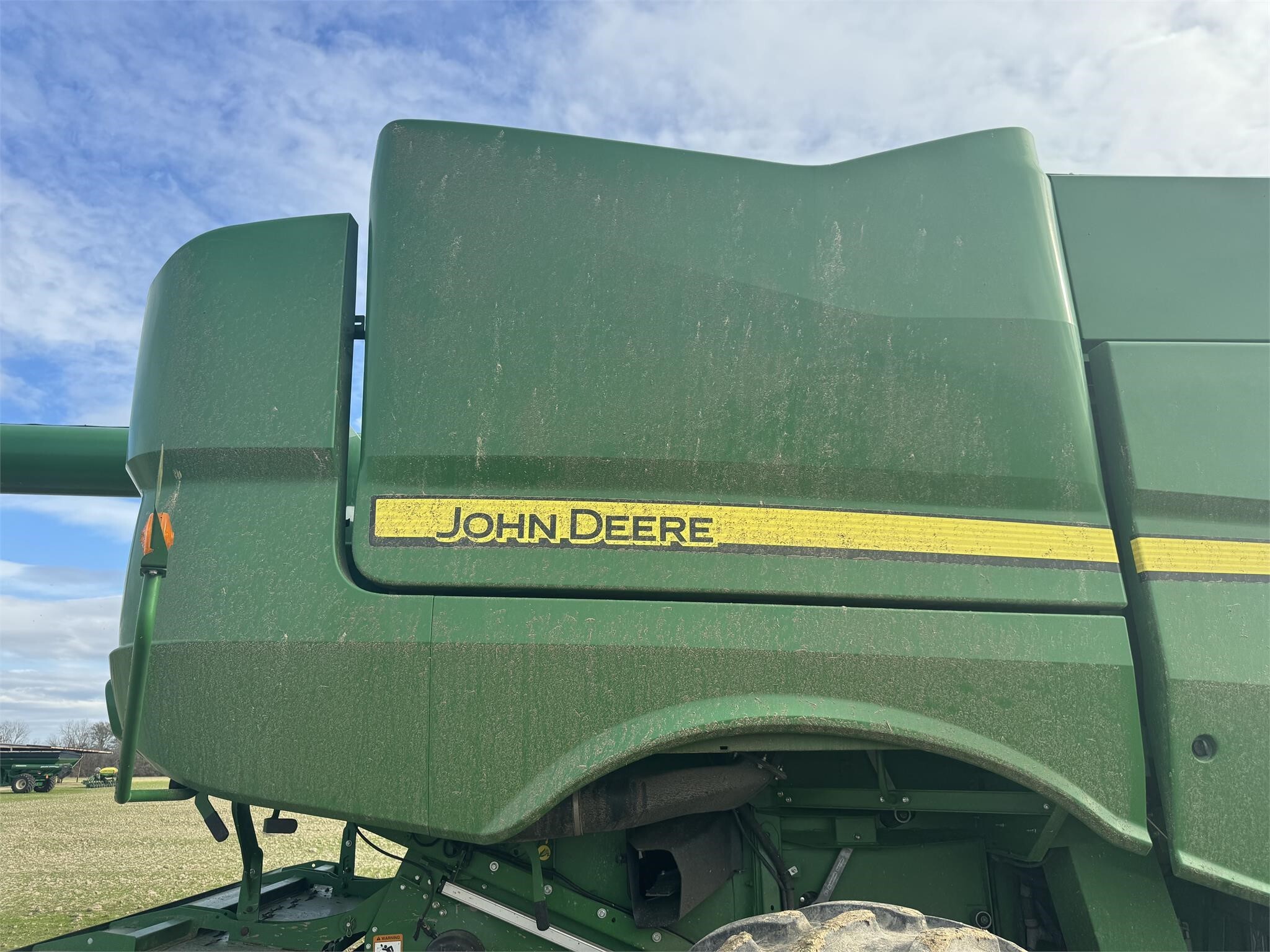 2015 John Deere S680 Combine
