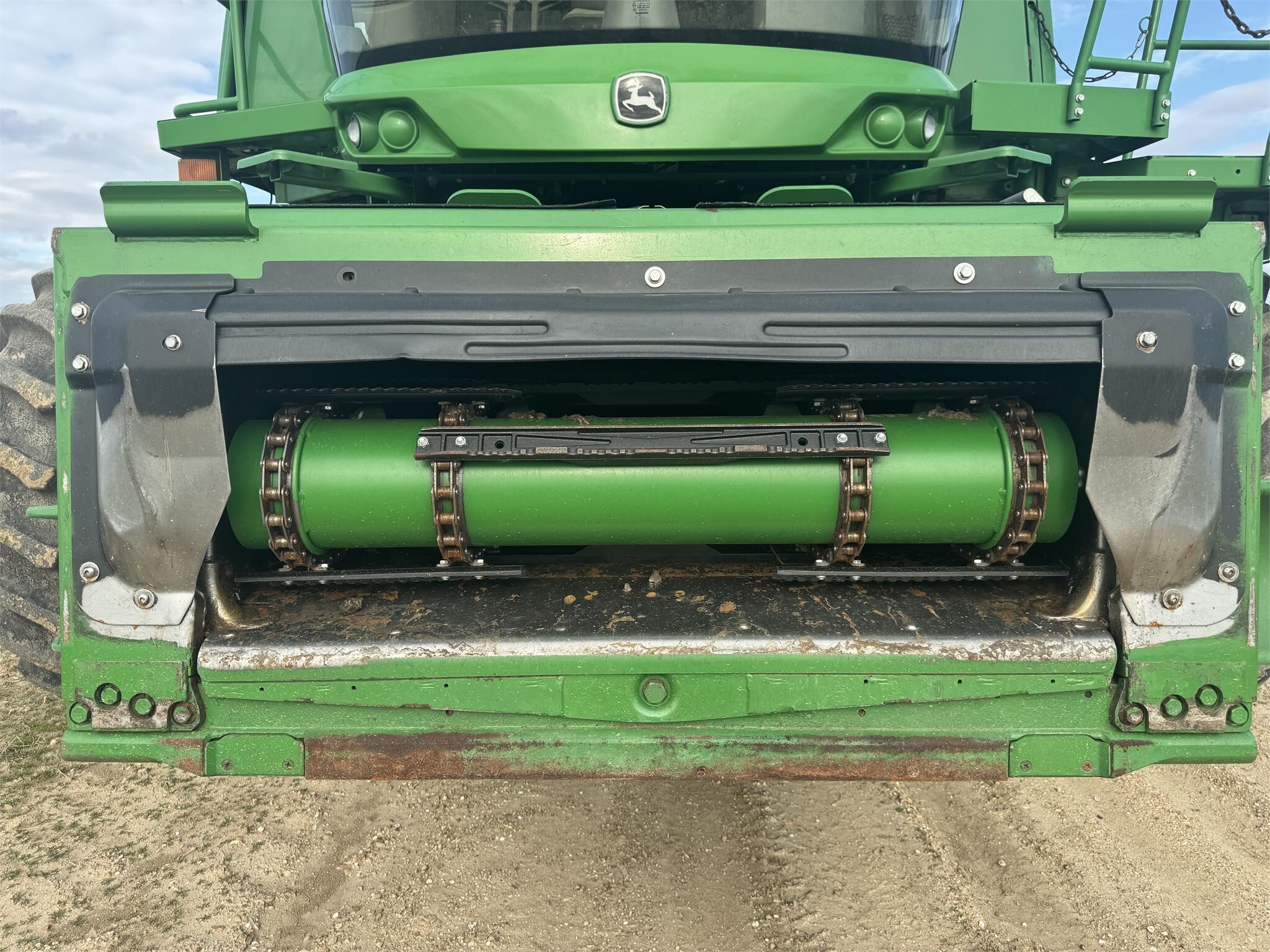 2015 John Deere S680 Combine