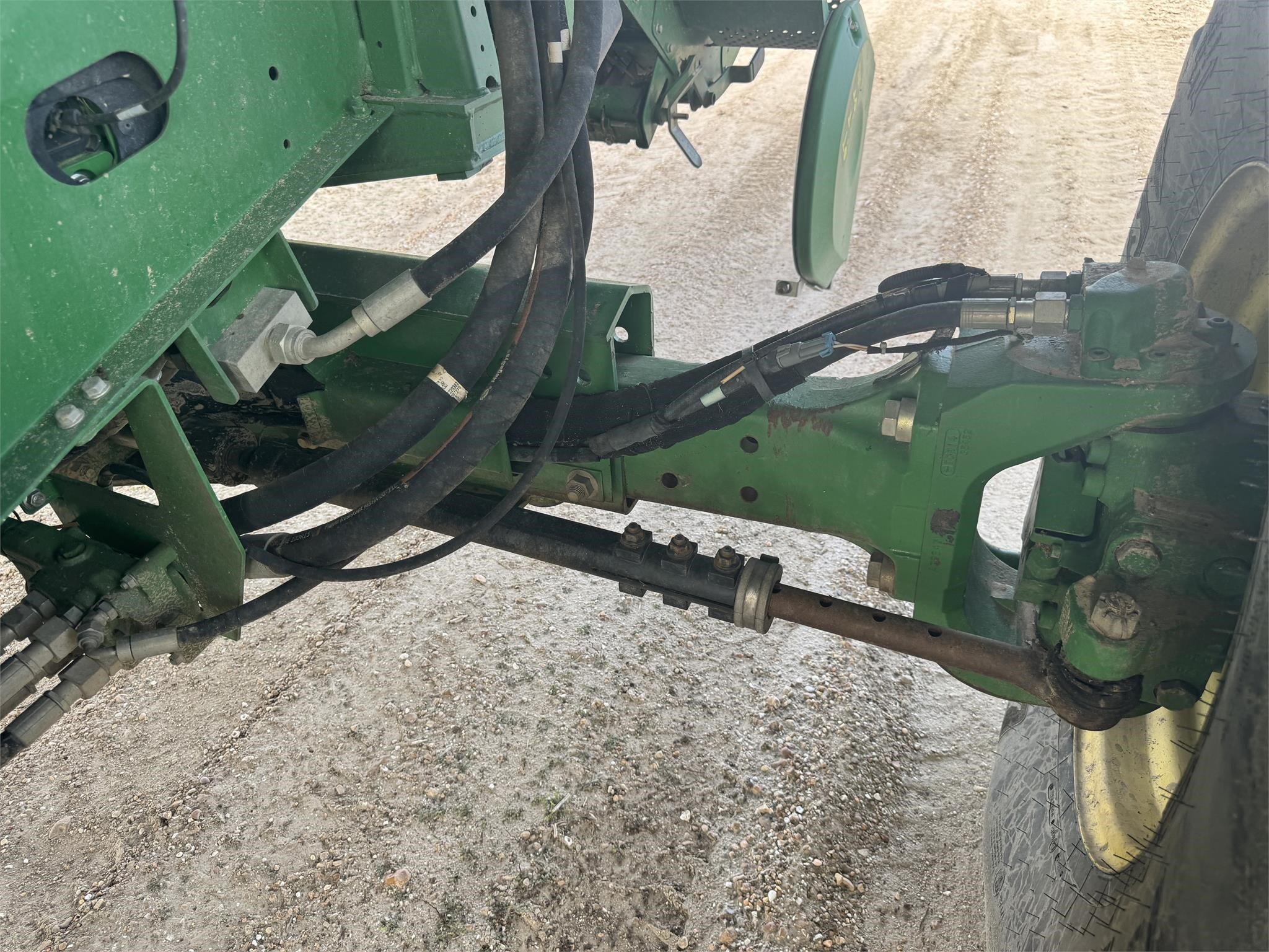 2015 John Deere S680 Combine