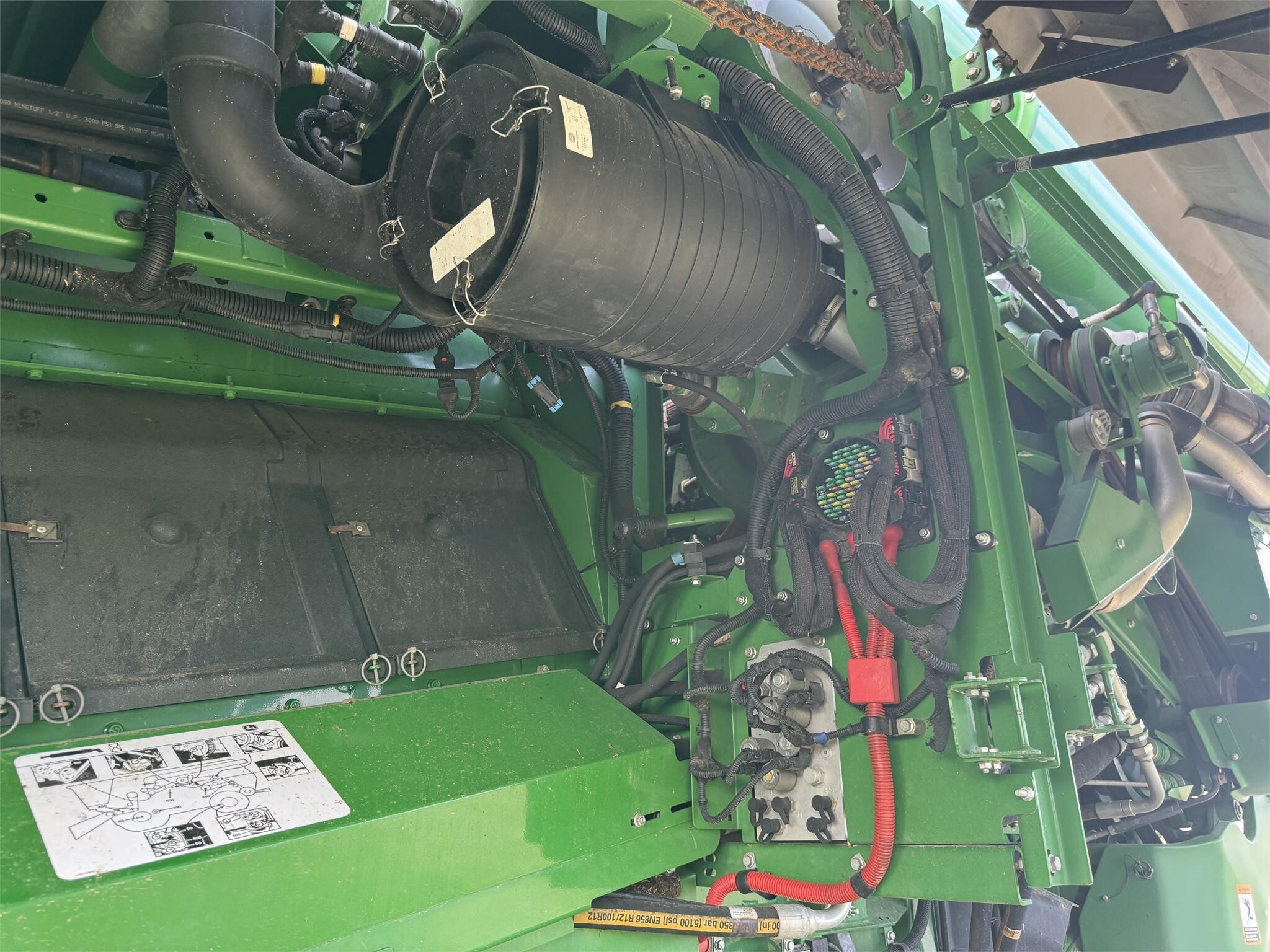 2015 John Deere S680 Combine