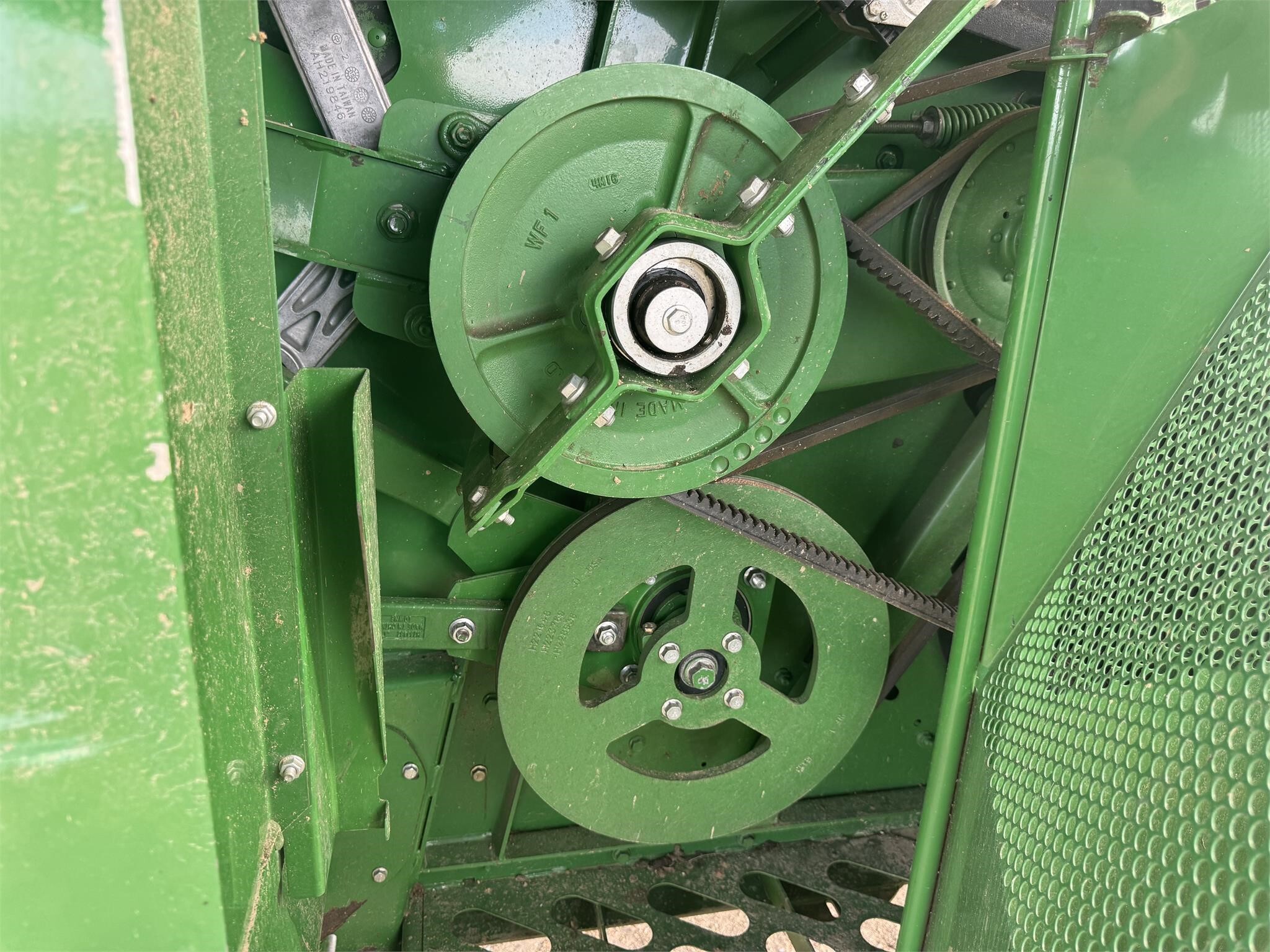 2015 John Deere S680 Combine