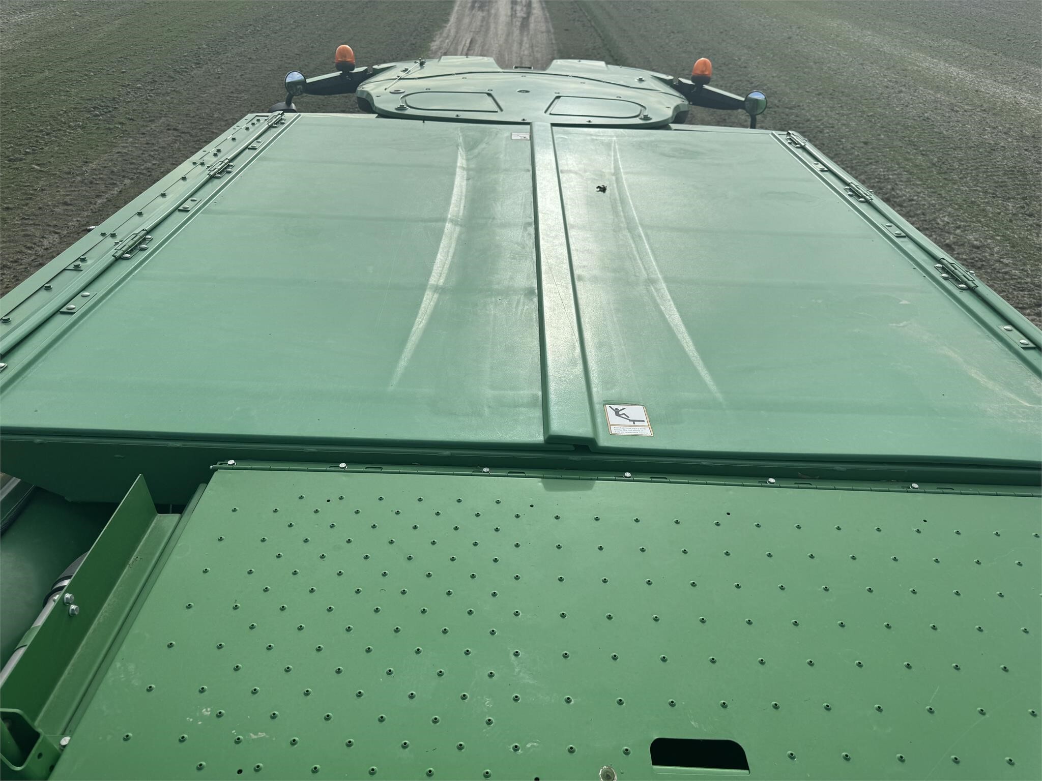 2015 John Deere S680 Combine