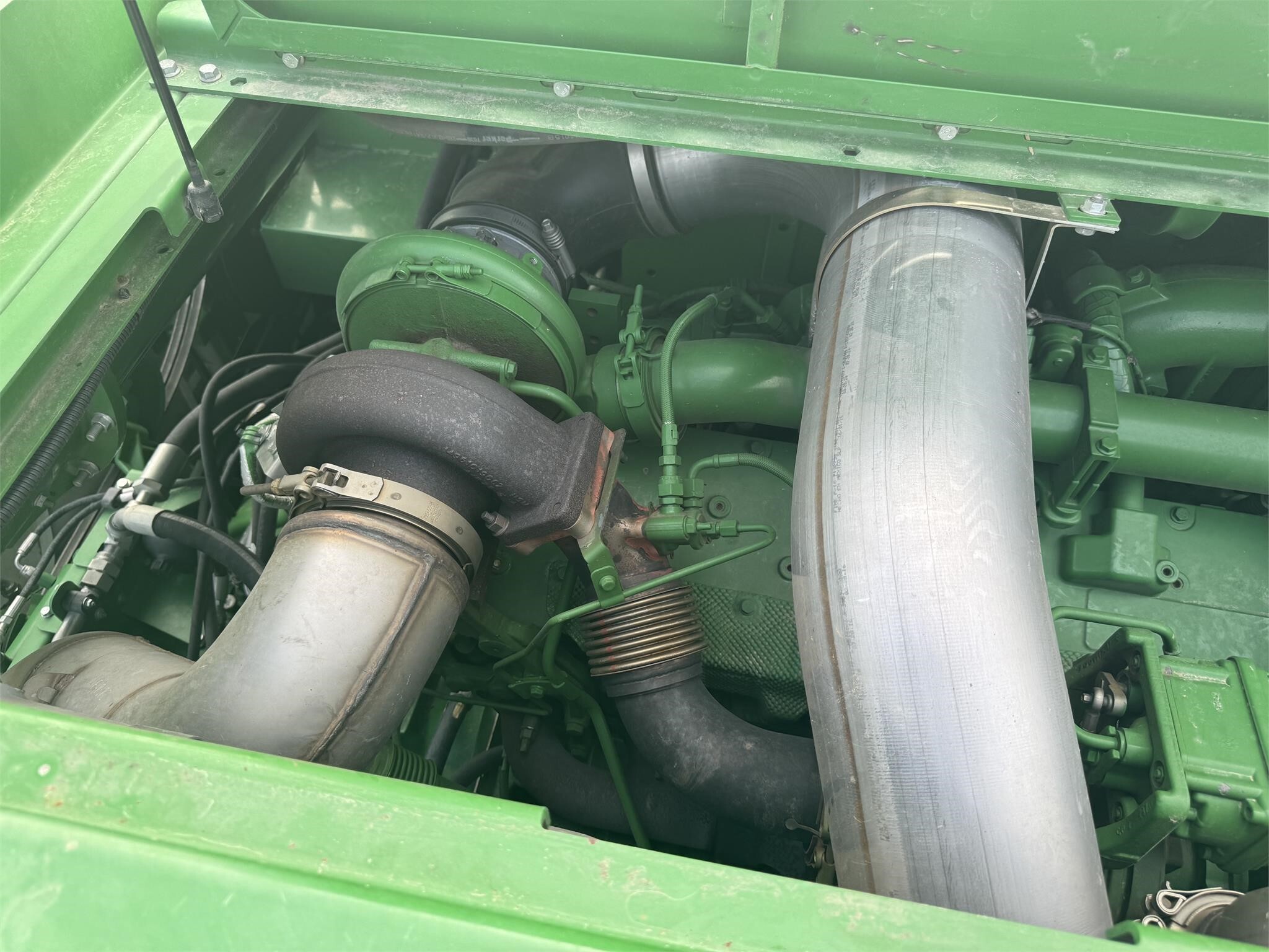 2015 John Deere S680 Combine