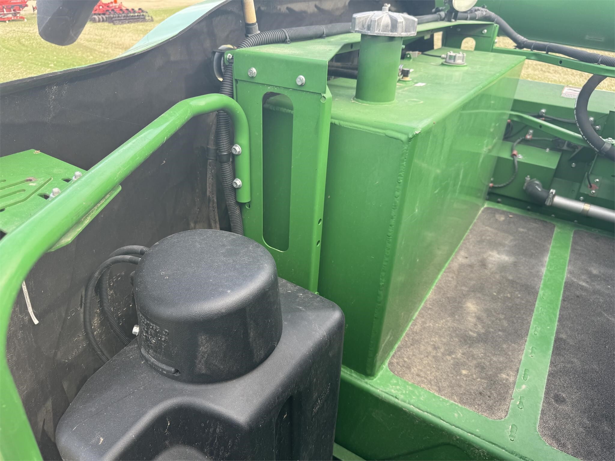 2015 John Deere S680 Combine