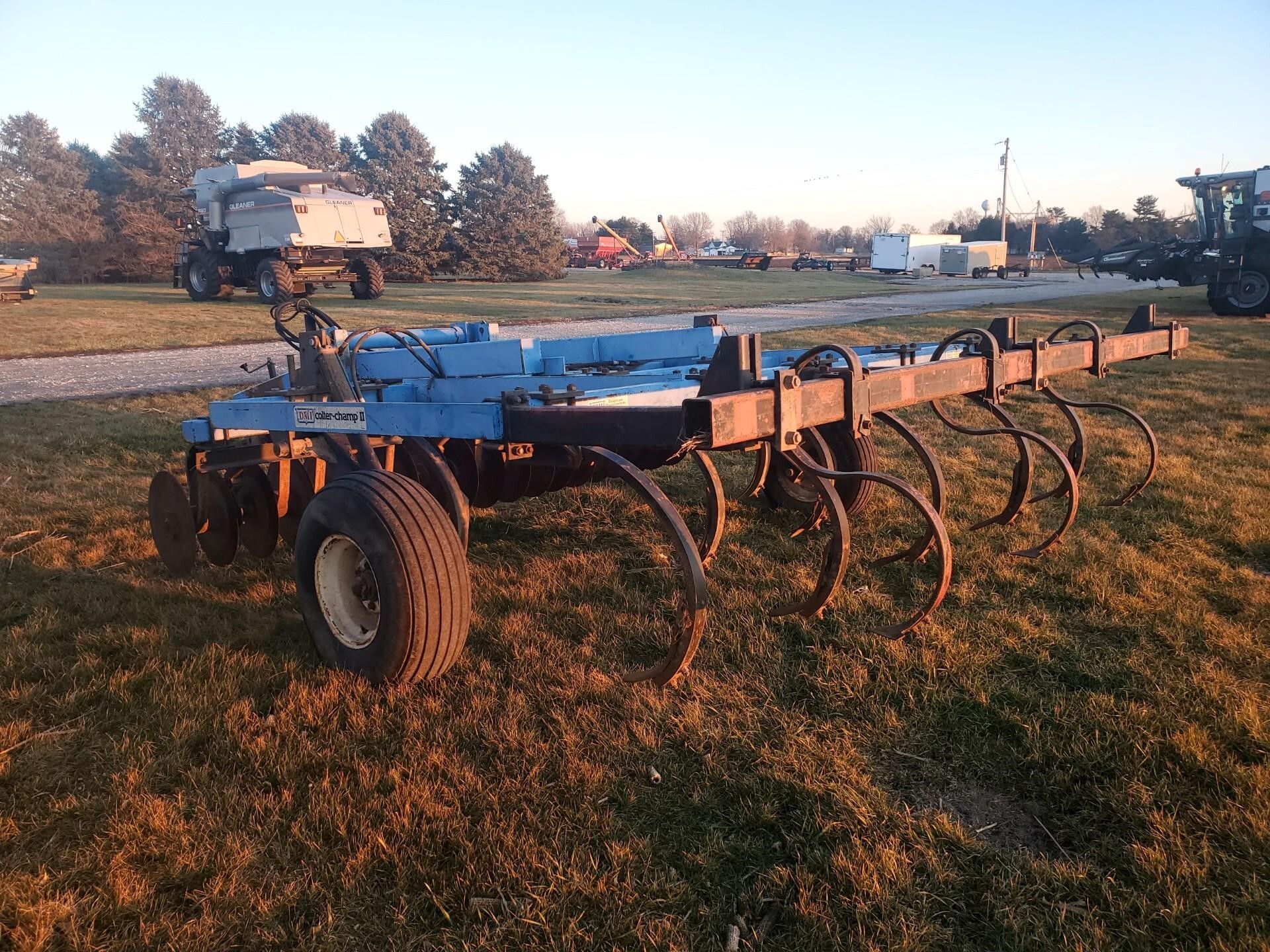 DMI Coulter Champ Chisel Plow