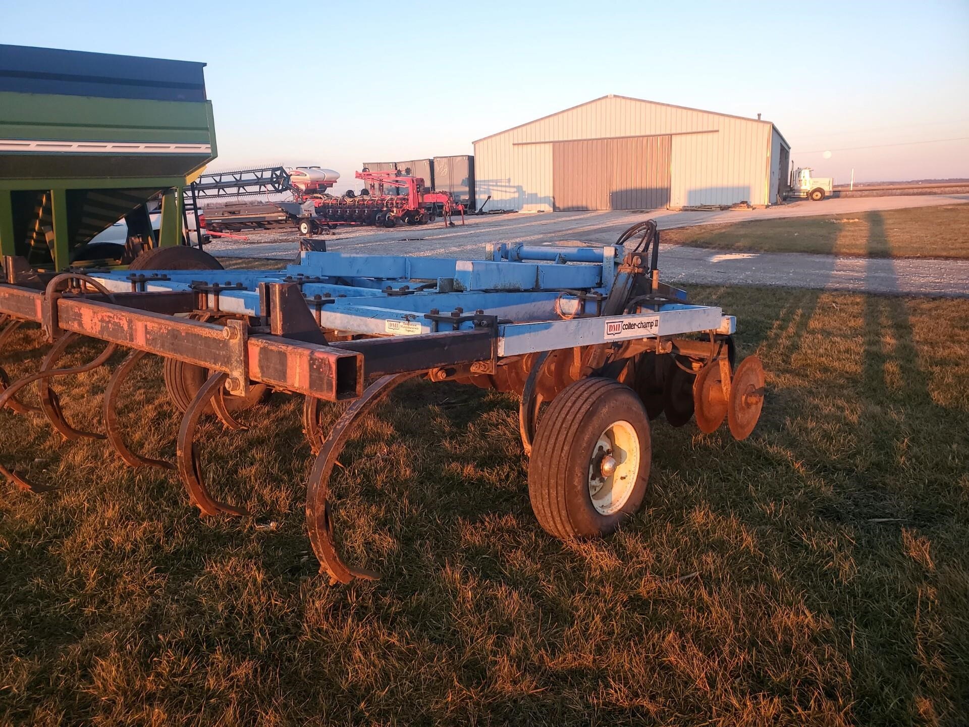  DMI Coulter Champ Chisel Plow