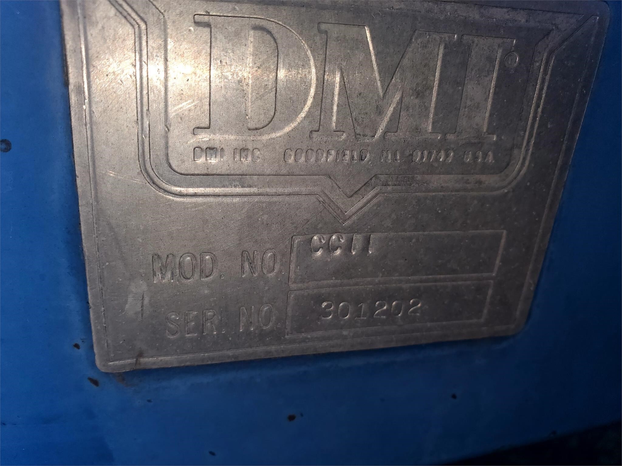 DMI Coulter Champ Chisel Plow