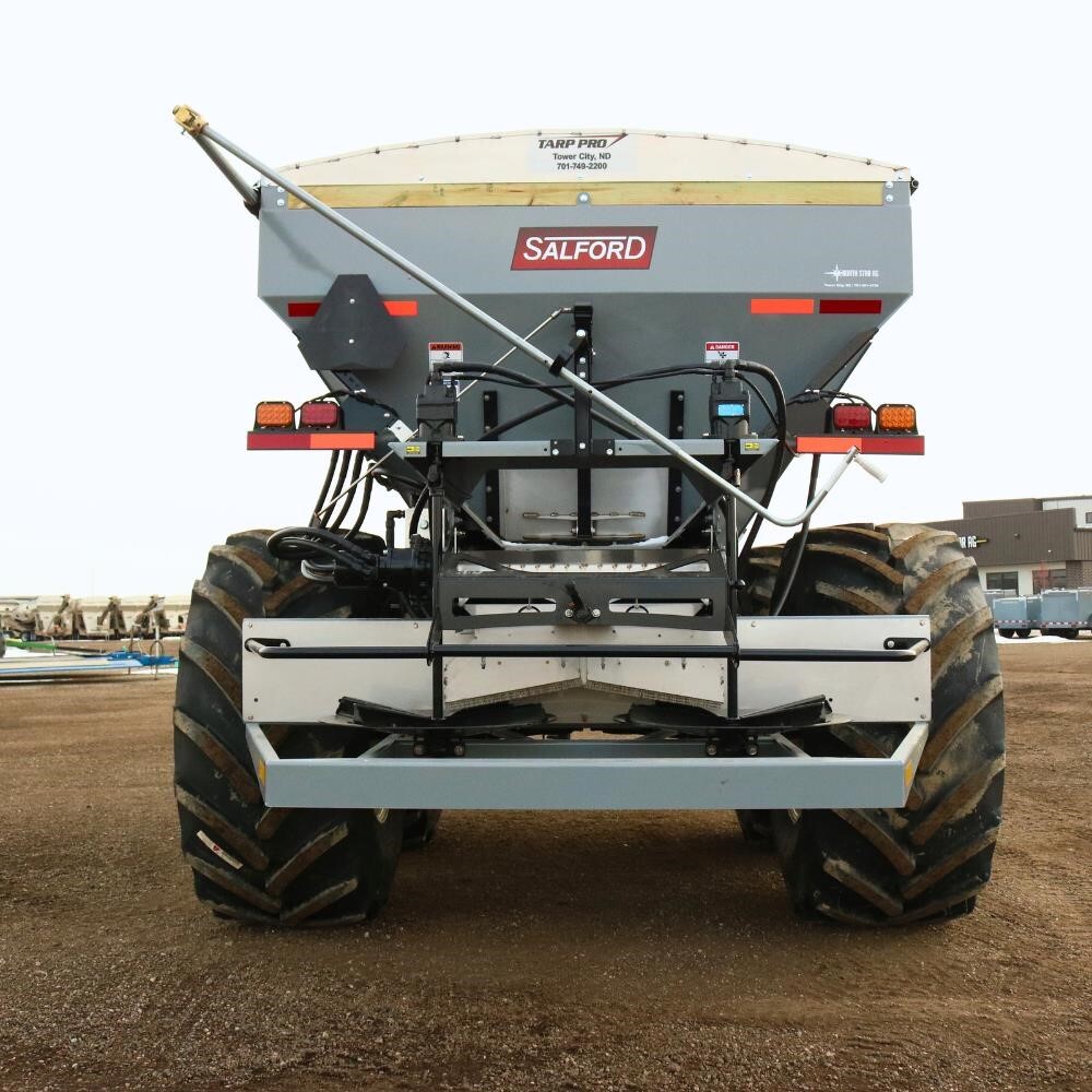 2026 BBI MAGNASPREAD PLUS Pull-Type Fertilizer Spreader