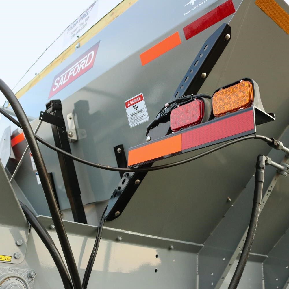 2026 BBI MAGNASPREAD PLUS Pull-Type Fertilizer Spreader