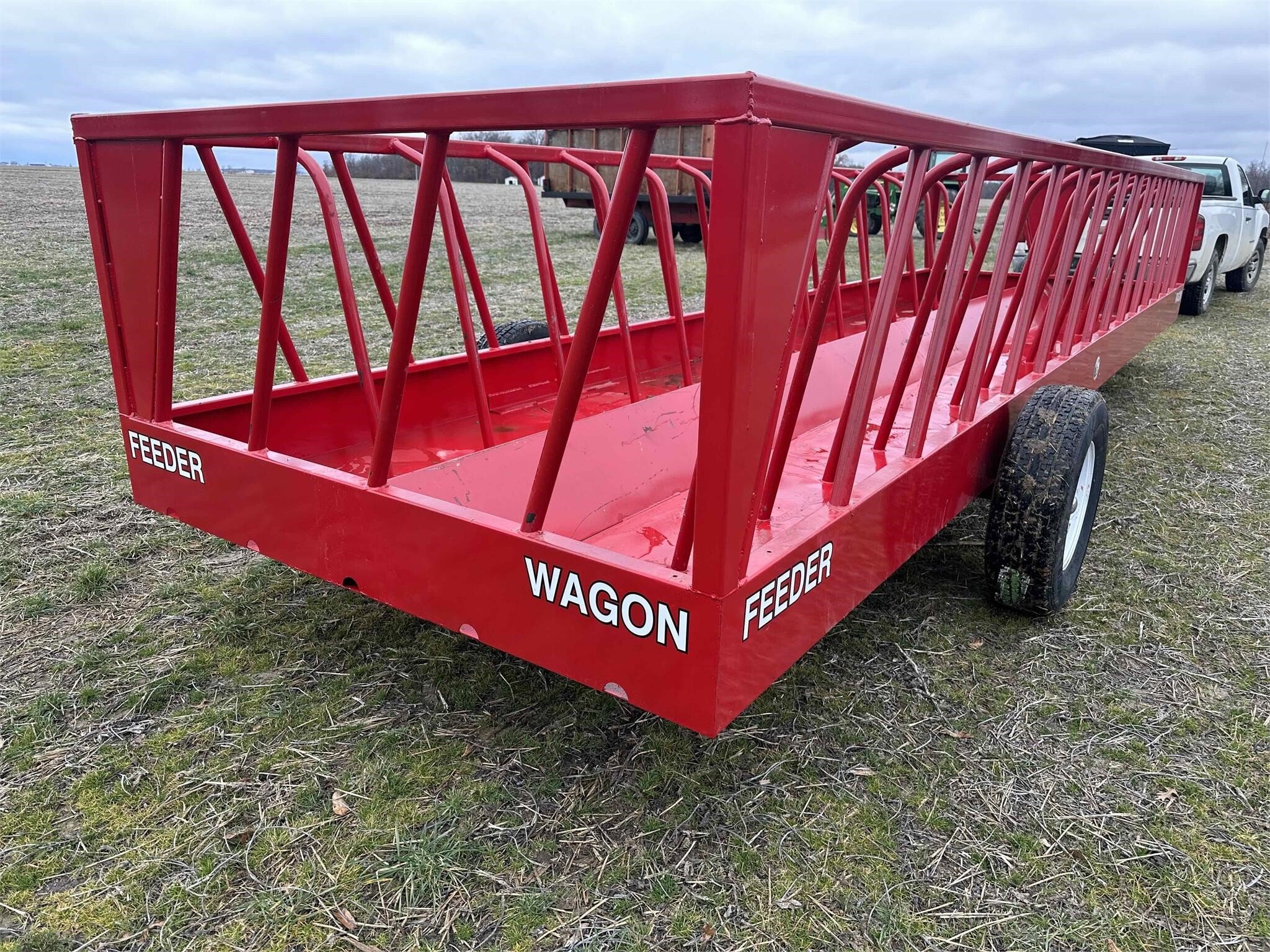  Industrias America 82R Feed Wagon