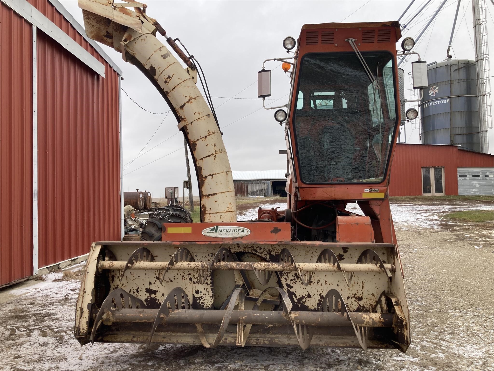  New Idea 709 Combine