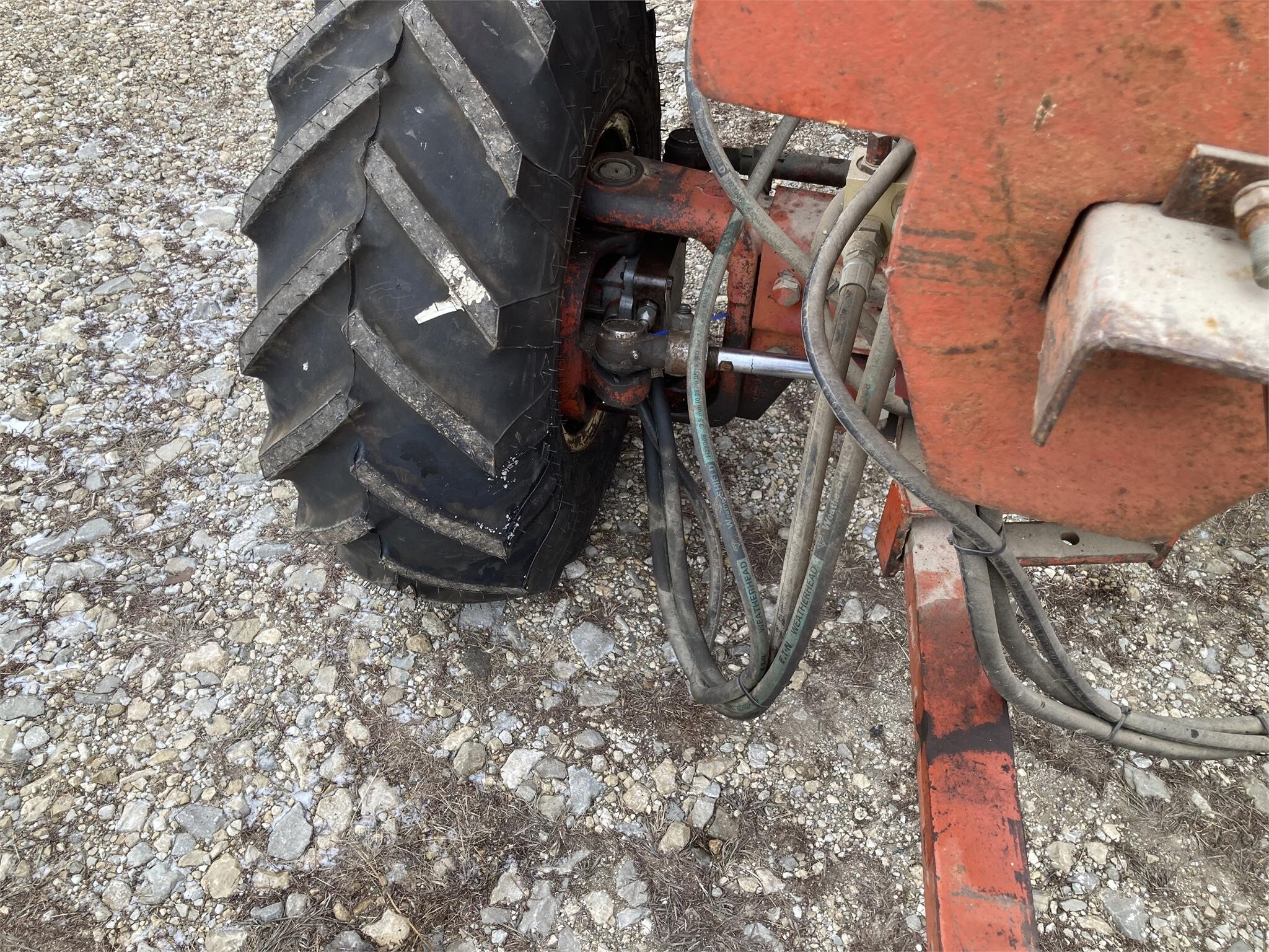  New Idea 709 Combine