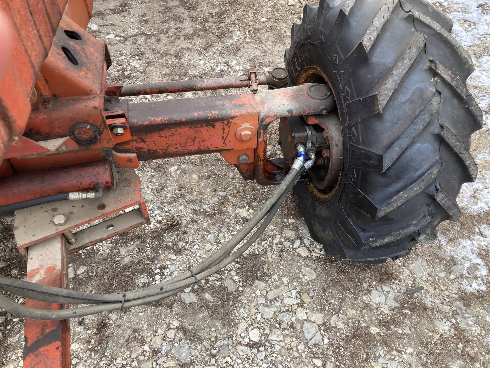  New Idea 709 Combine