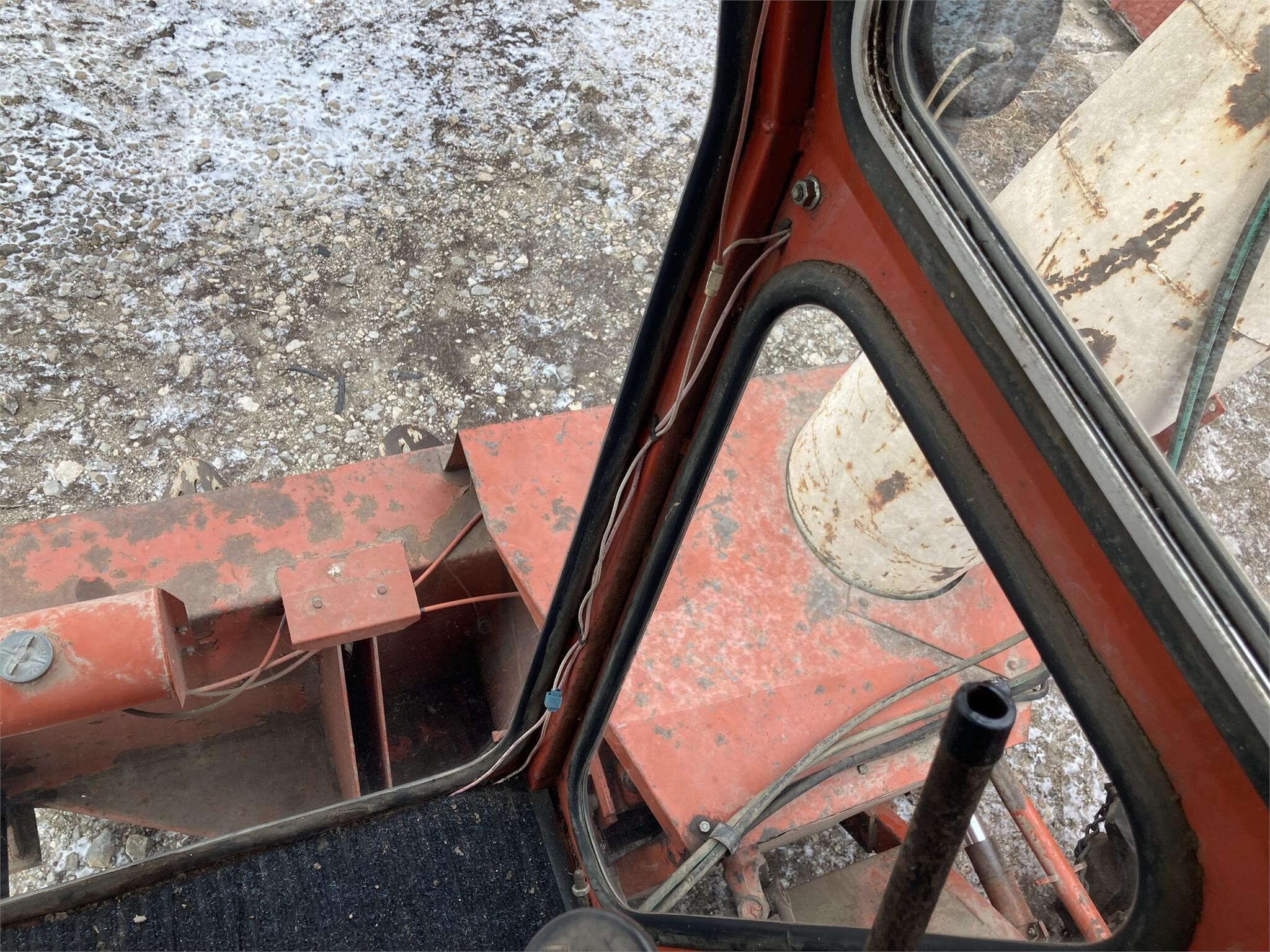  New Idea 709 Combine