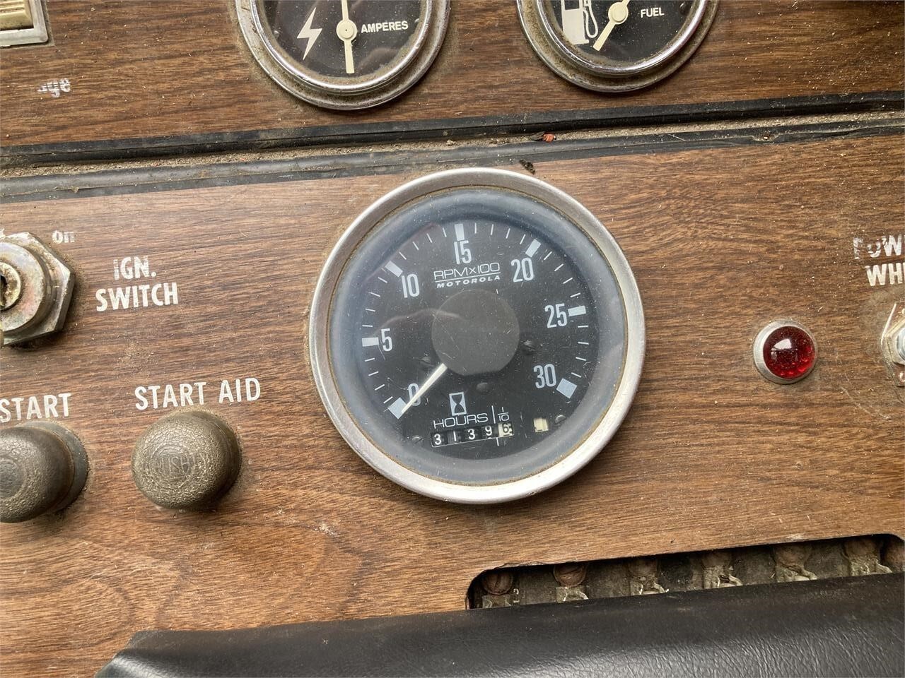  New Idea 709 Combine