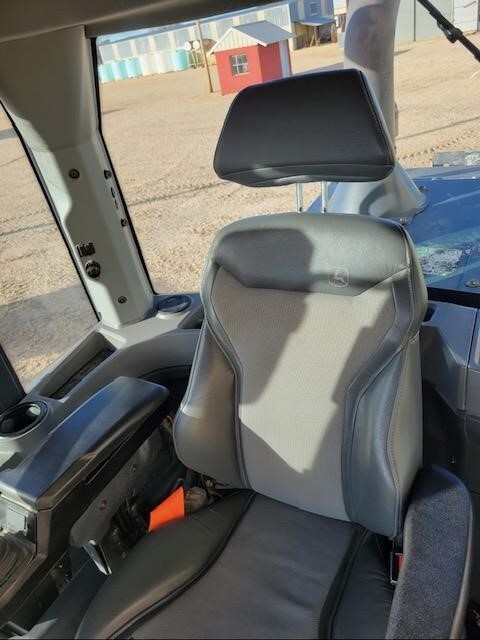 2022 Deere 544 P-TIER Wheel Loader