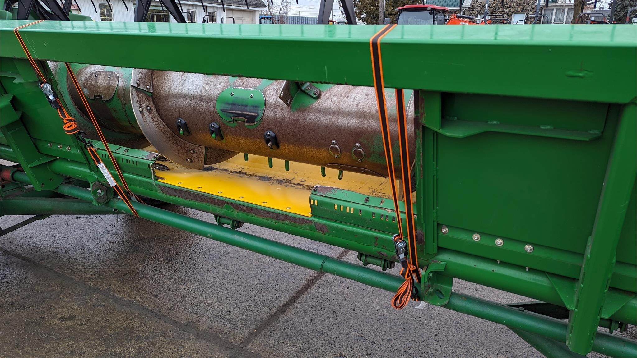 2009 John Deere 620F Platform