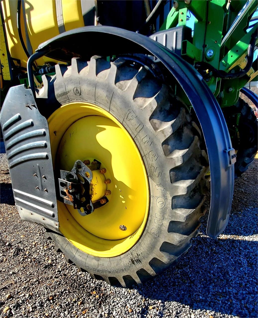 2015 John Deere R4030 Self-Propelled Sprayer