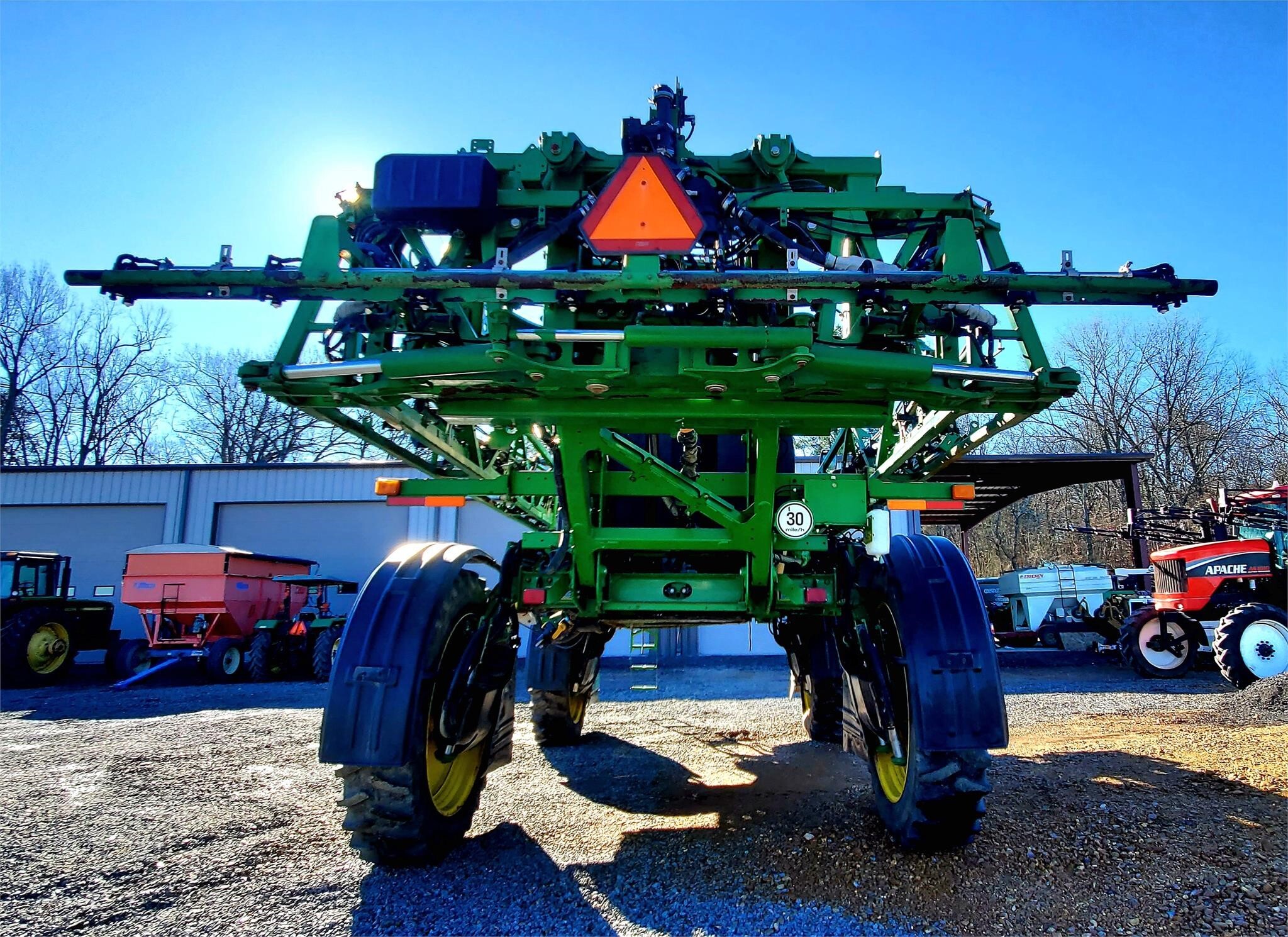 2015 John Deere R4030 Self-Propelled Sprayer