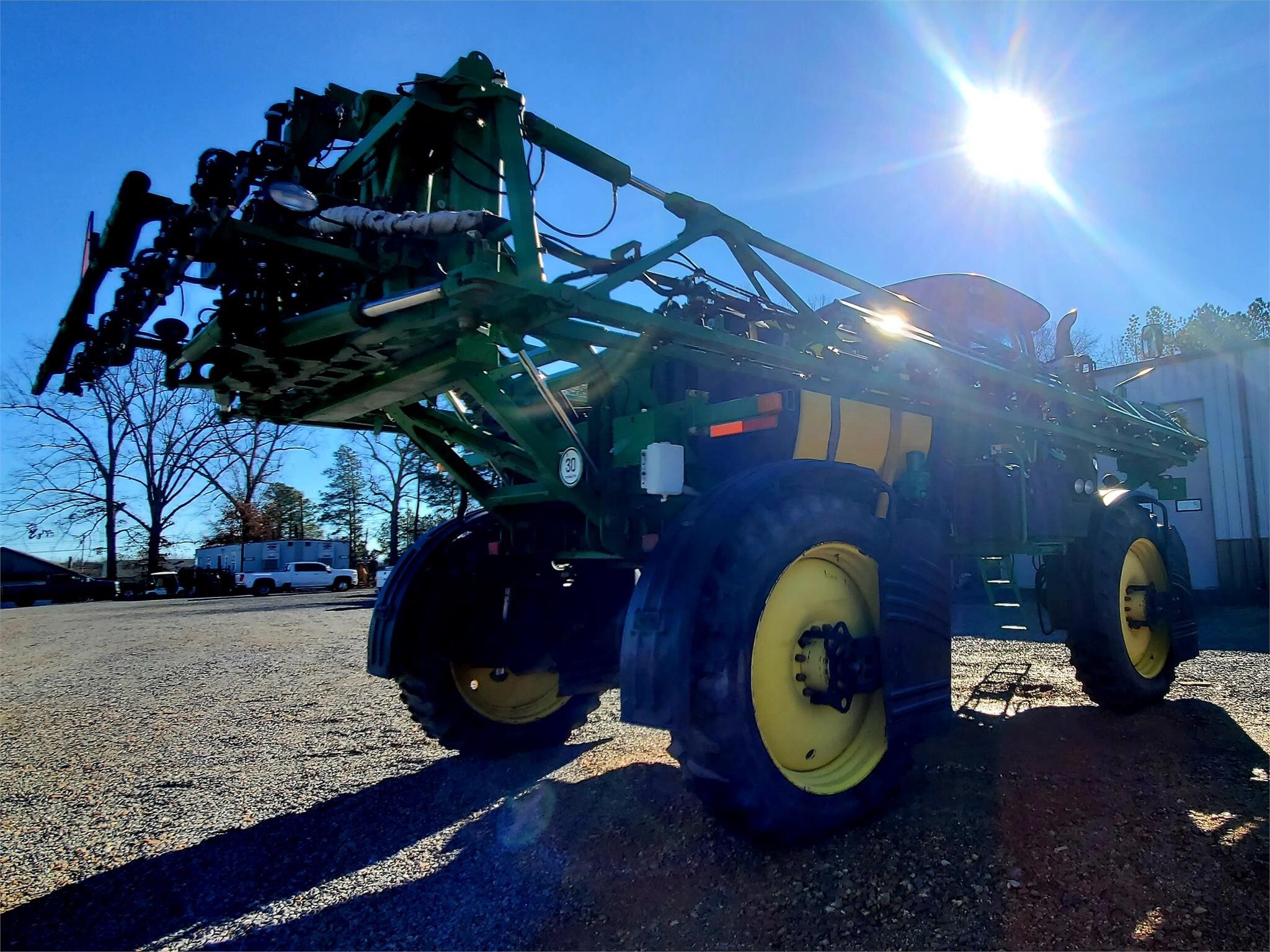 2015 John Deere R4030 Self-Propelled Sprayer