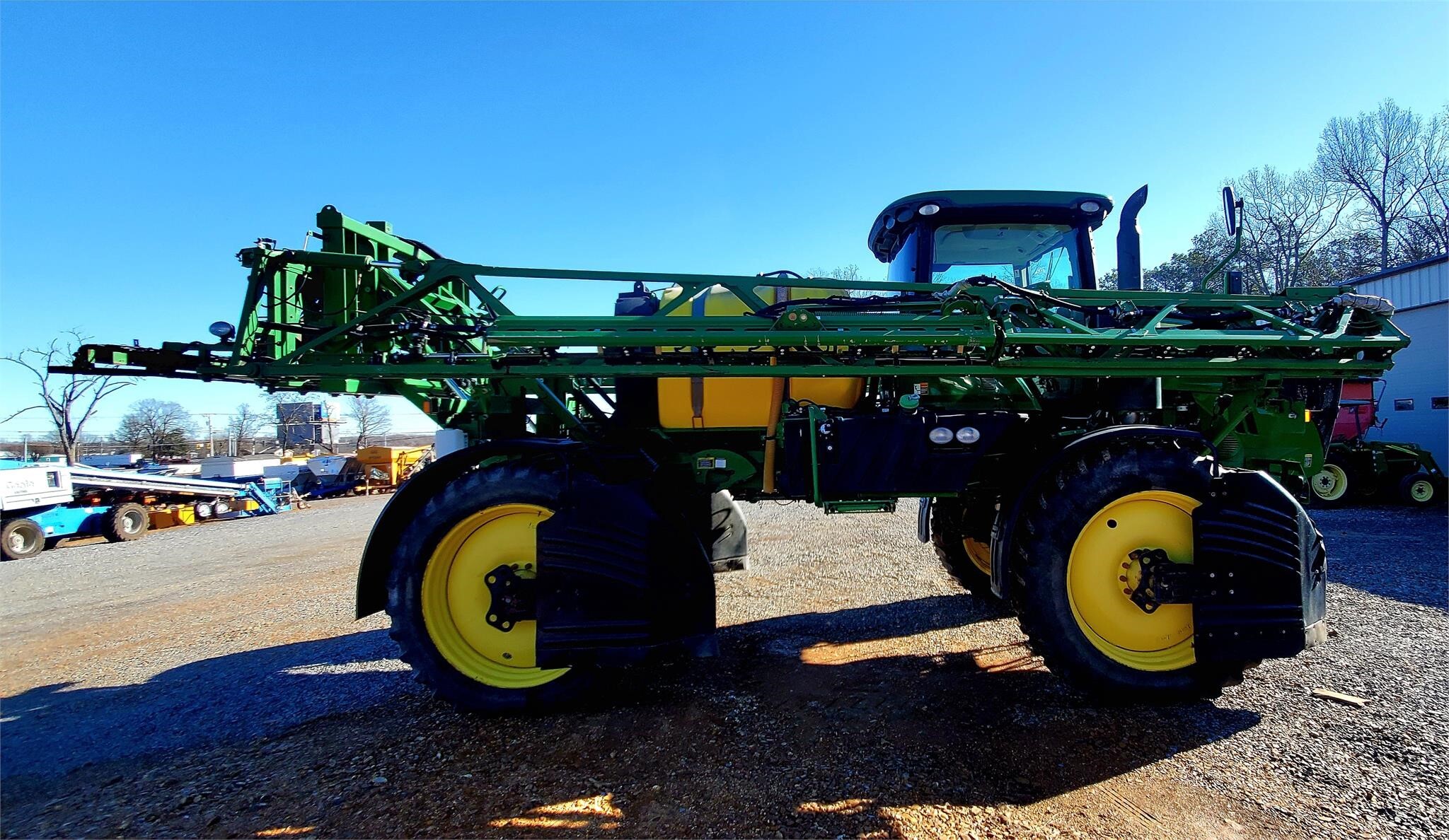2015 John Deere R4030 Self-Propelled Sprayer