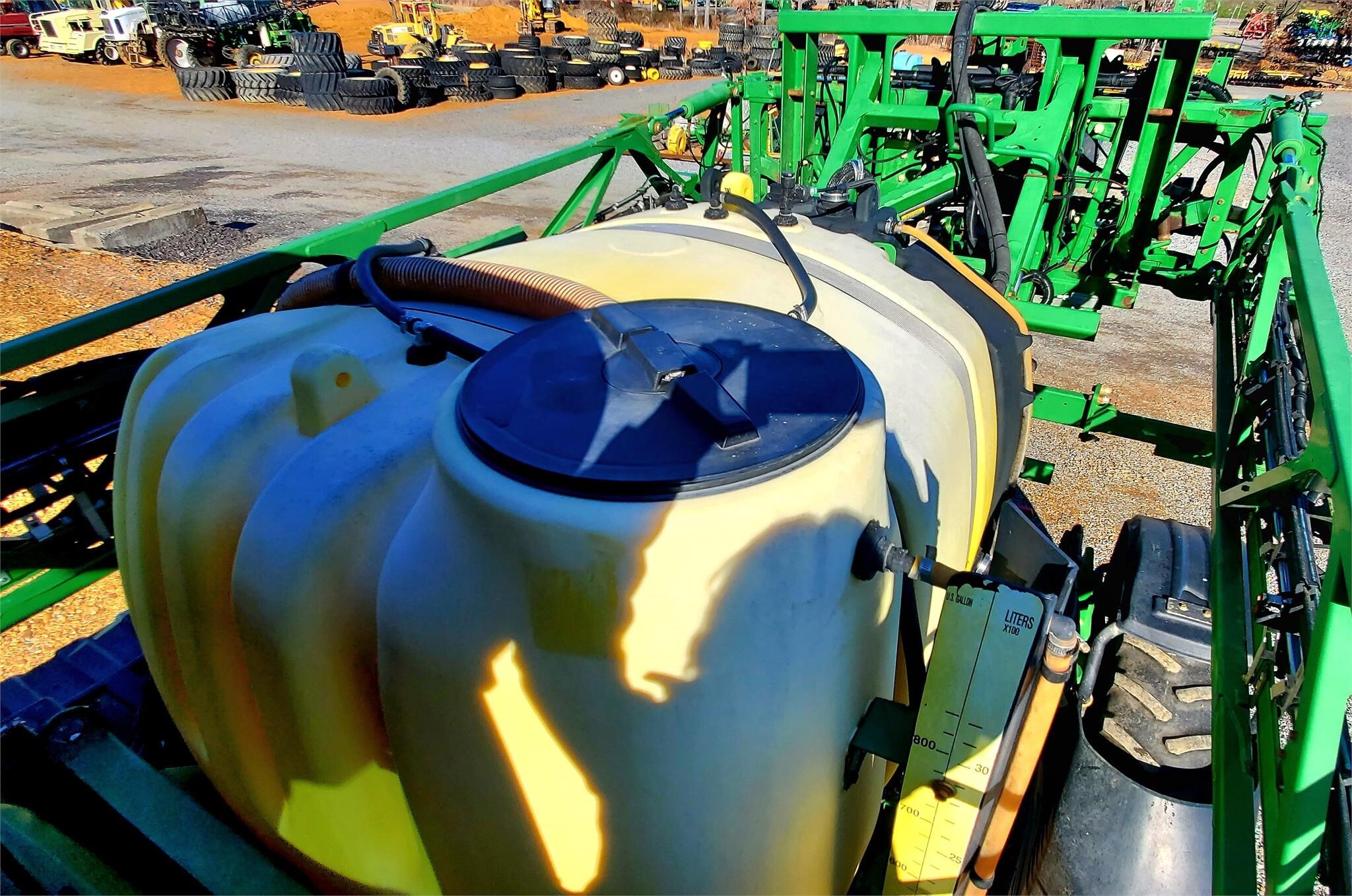 2015 John Deere R4030 Self-Propelled Sprayer