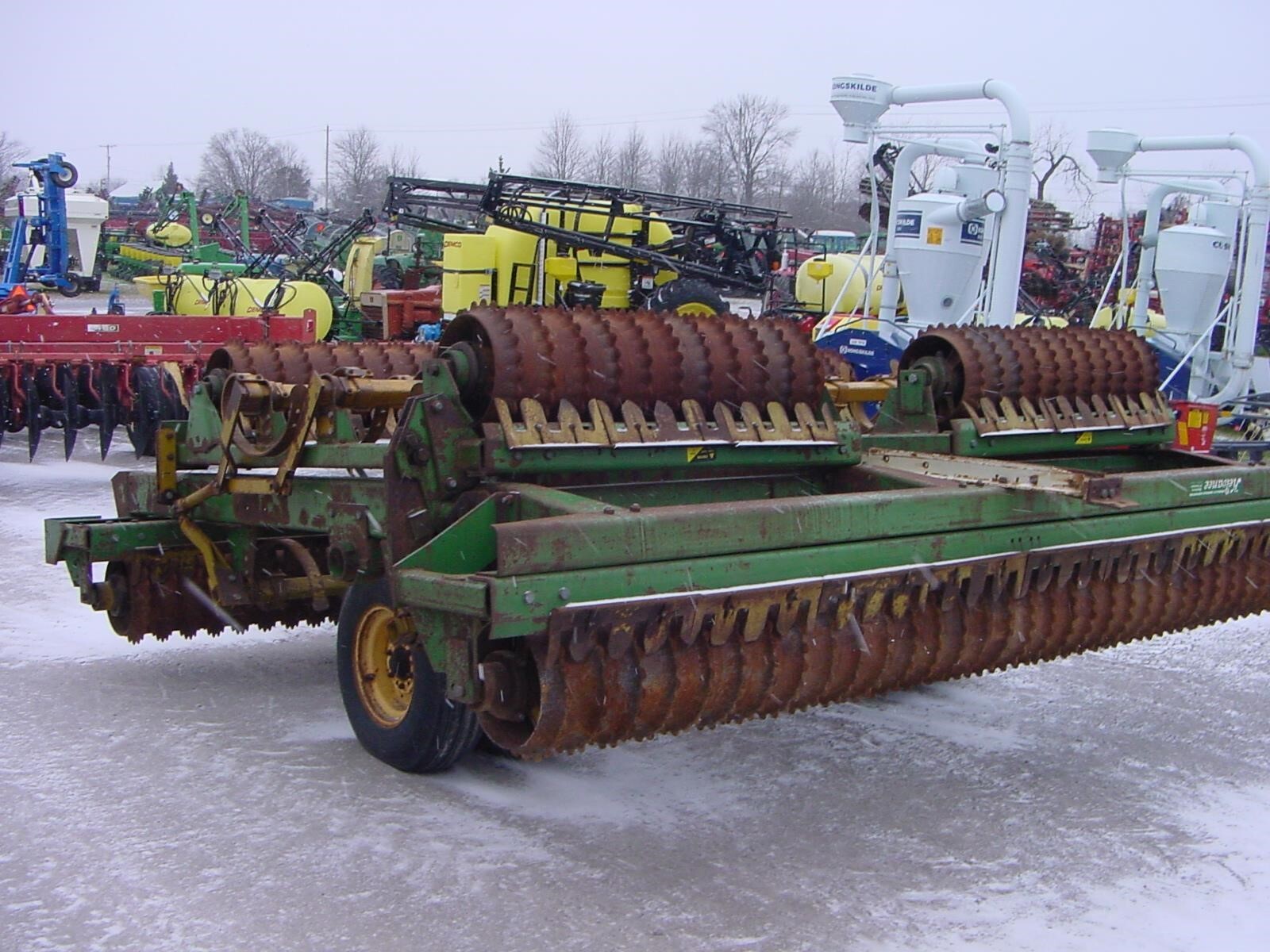  Kewanee 89 Mulchers / Cultipacker