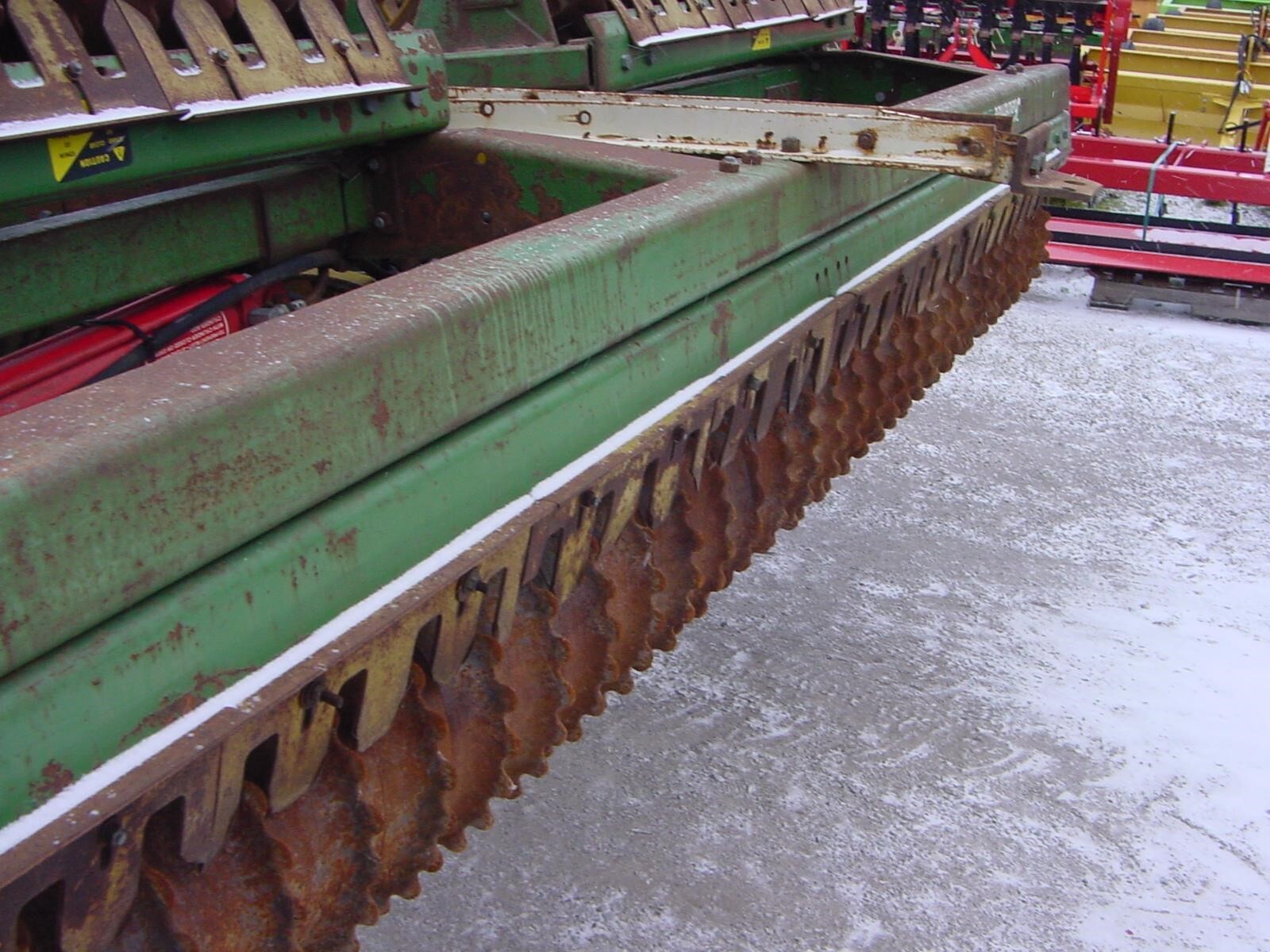  Kewanee 89 Mulchers / Cultipacker