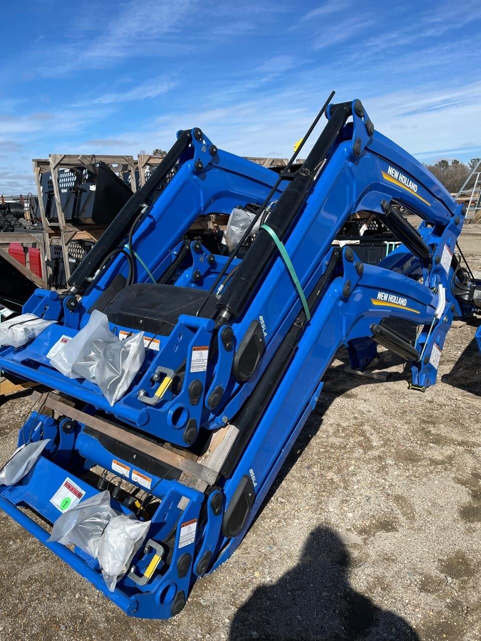 2021 New Holland 855LA Front End Loader Call Machinery Pete