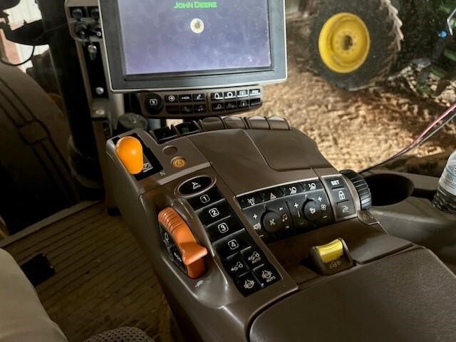 2018 John Deere 8295R Tractor