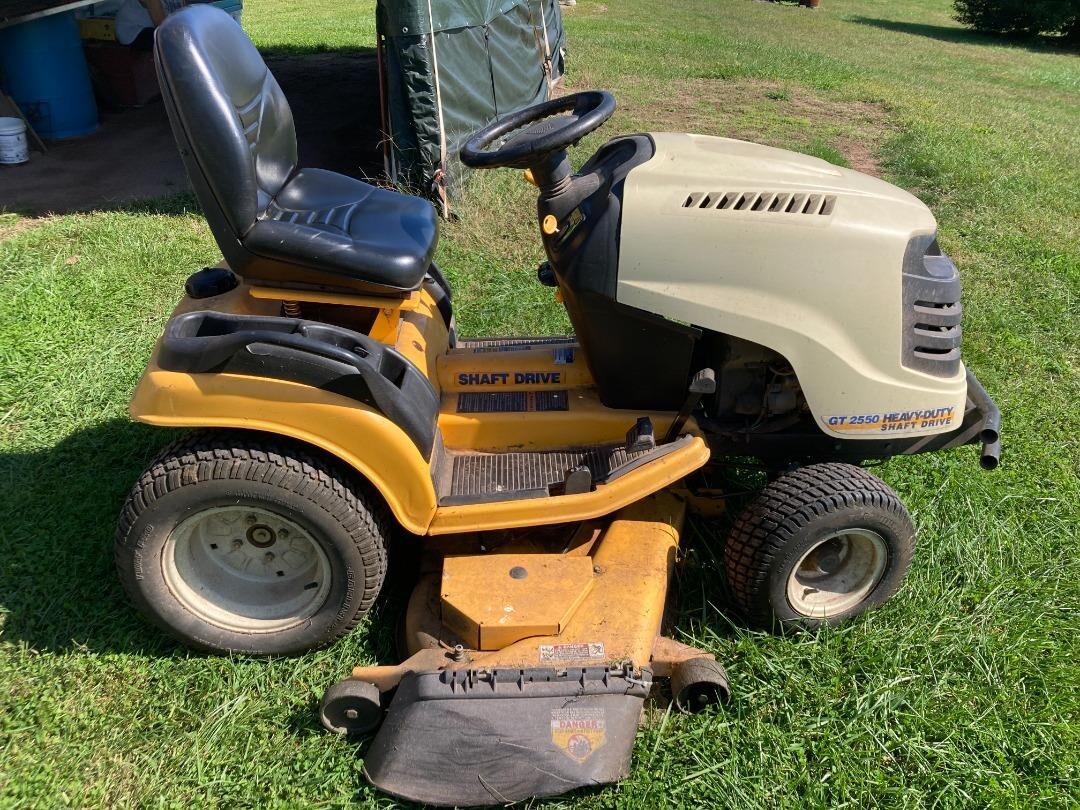 Cub Cadet GT2000 Lawn Mower 2,395 Machinery Pete