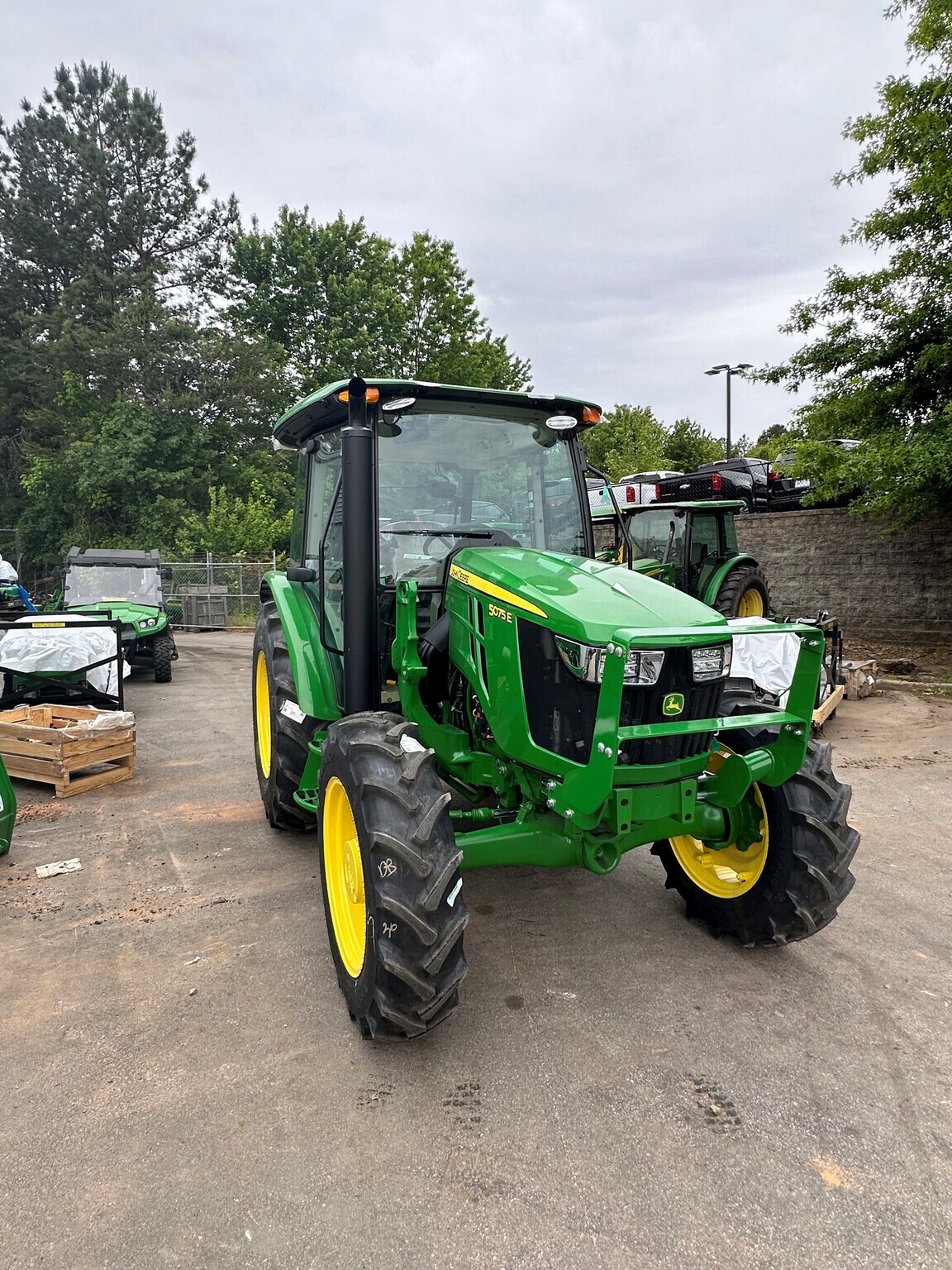 2024 John Deere 5075E Tractor