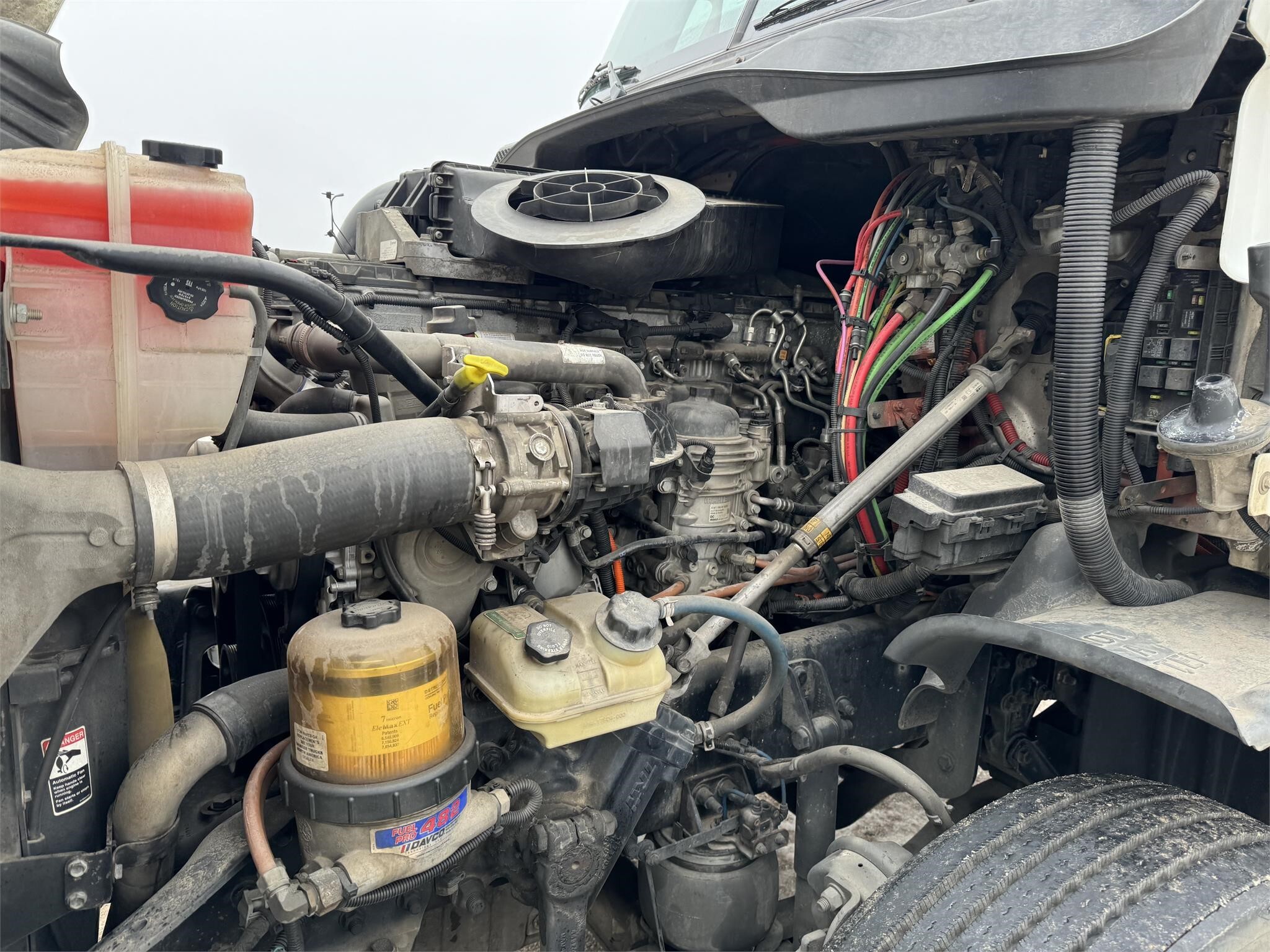 2015 Freightliner Cascadia 125 Semi Trucks/Trailer