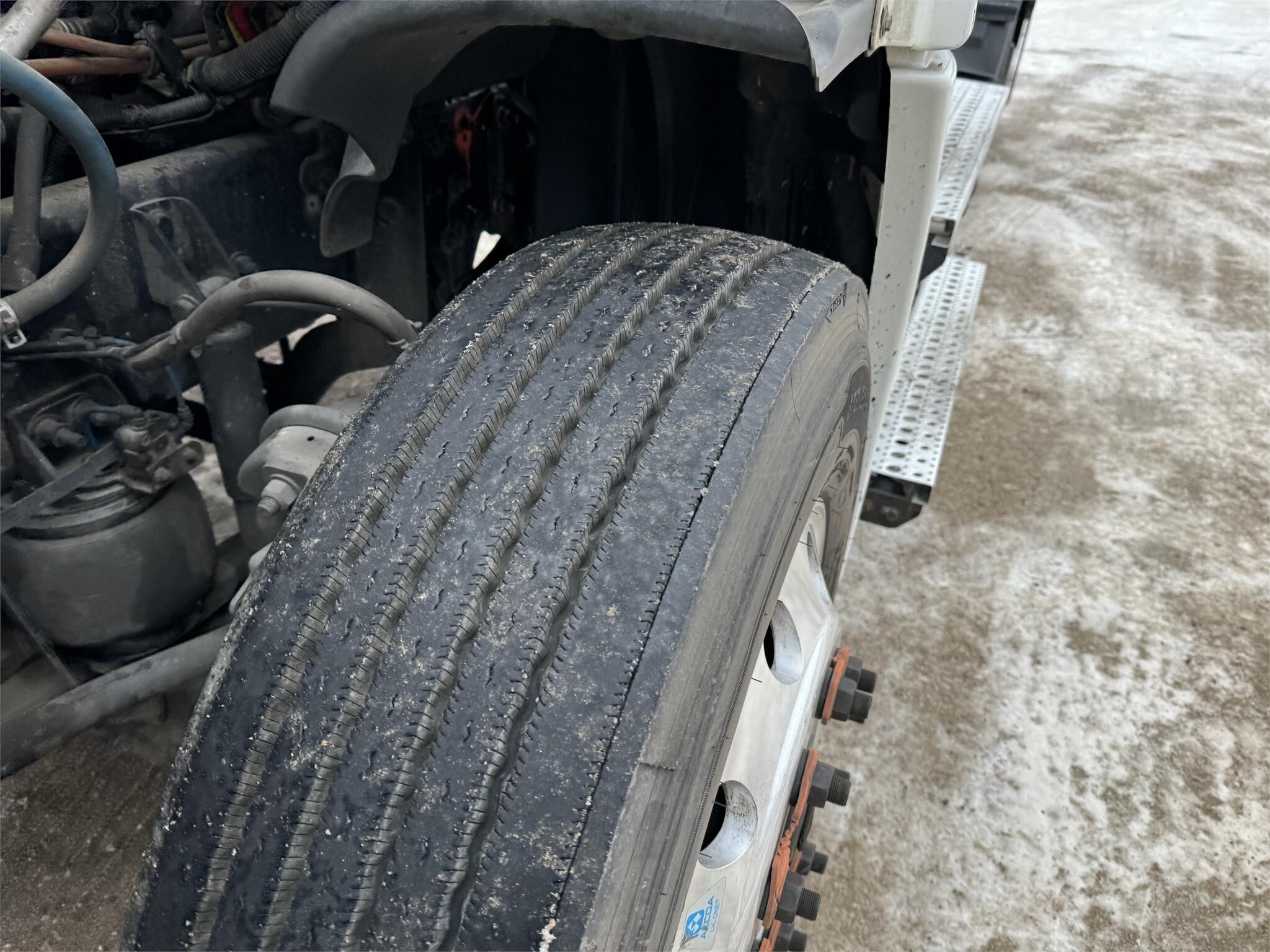 2015 Freightliner Cascadia 125 Semi Trucks/Trailer