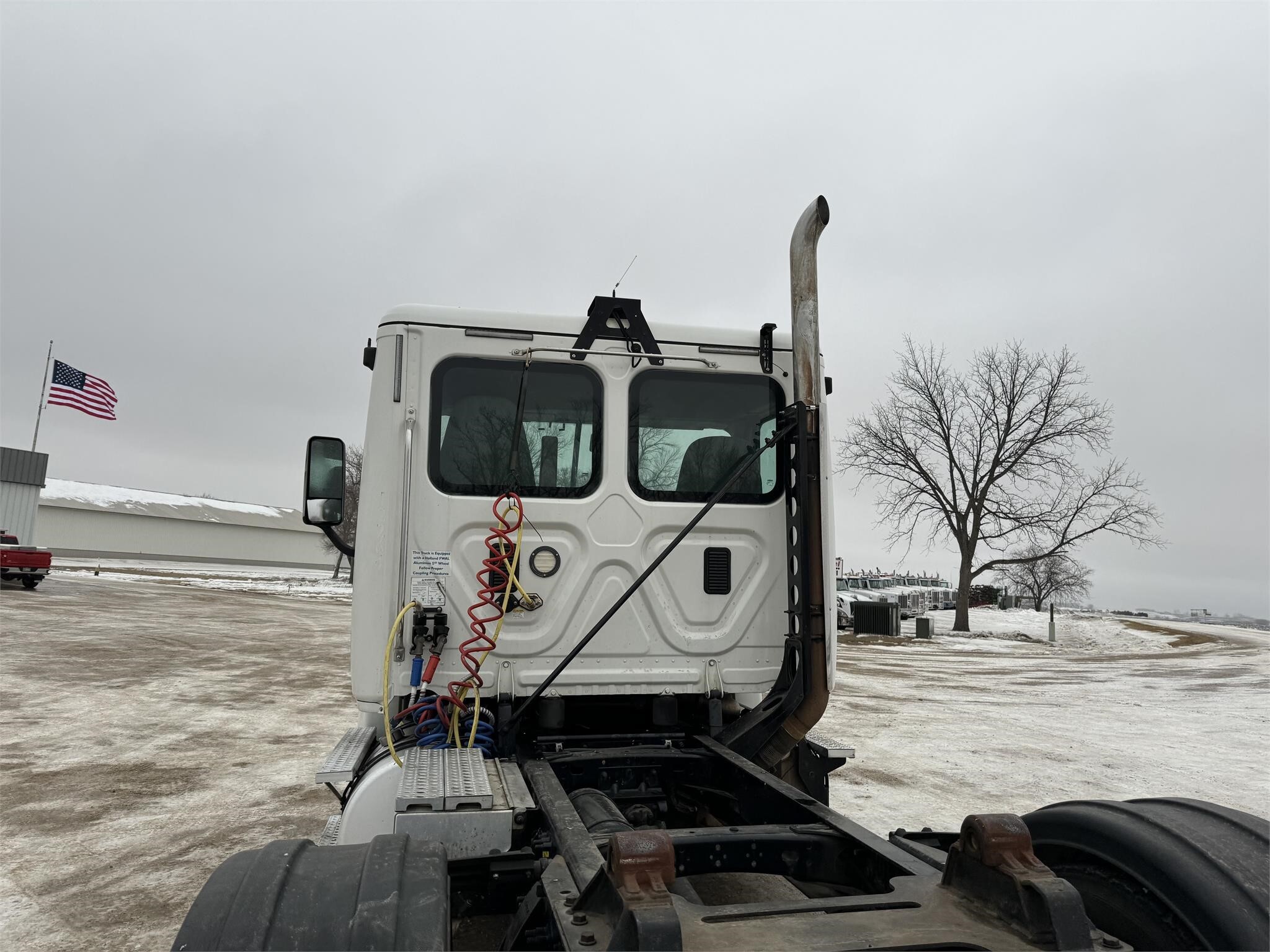 2015 Freightliner Cascadia 125 Semi Trucks/Trailer