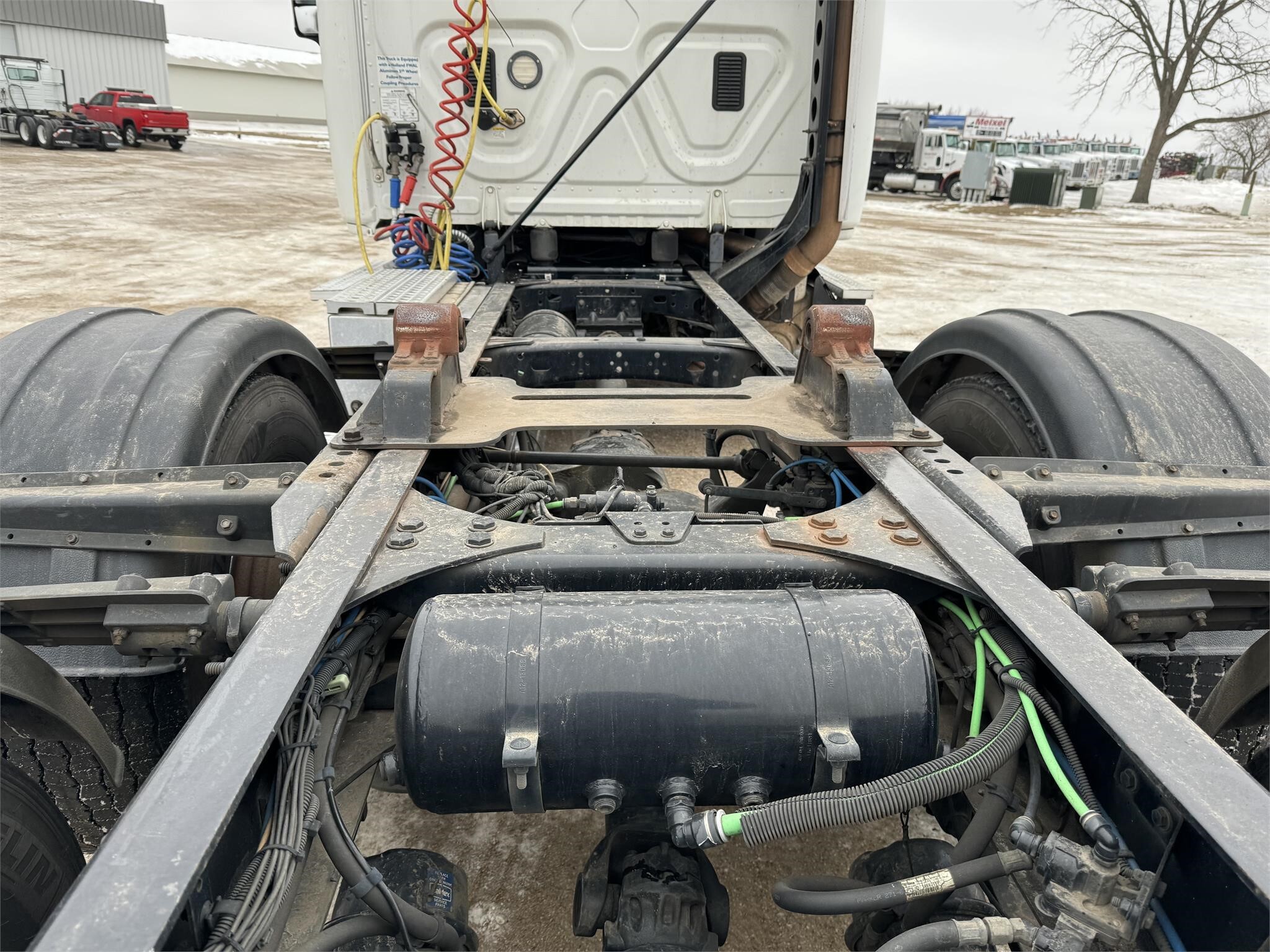 2015 Freightliner Cascadia 125 Semi Trucks/Trailer